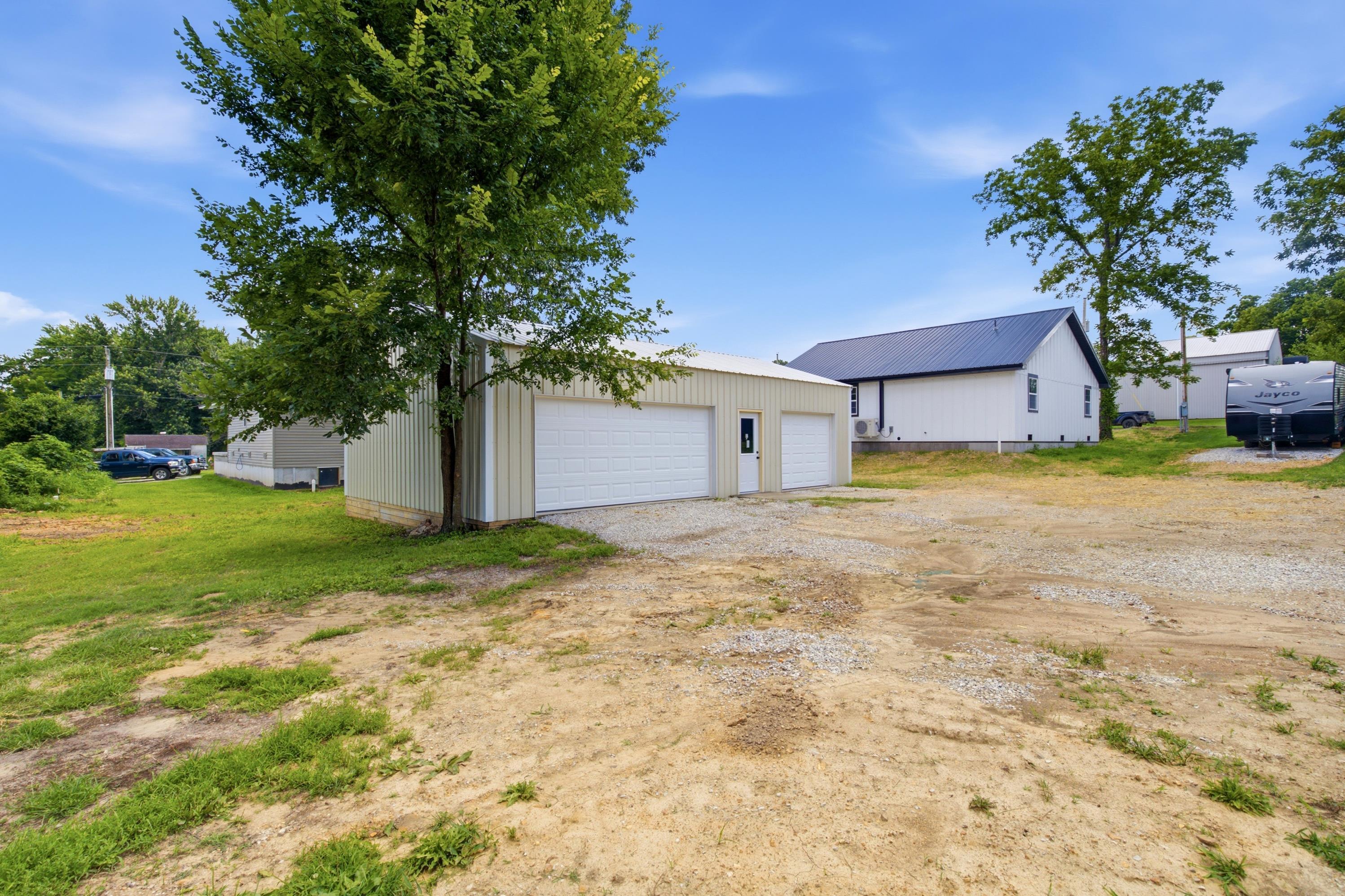 Photo 21 - Residential for sale – 110 W Clinton Street  Mansfield, MO