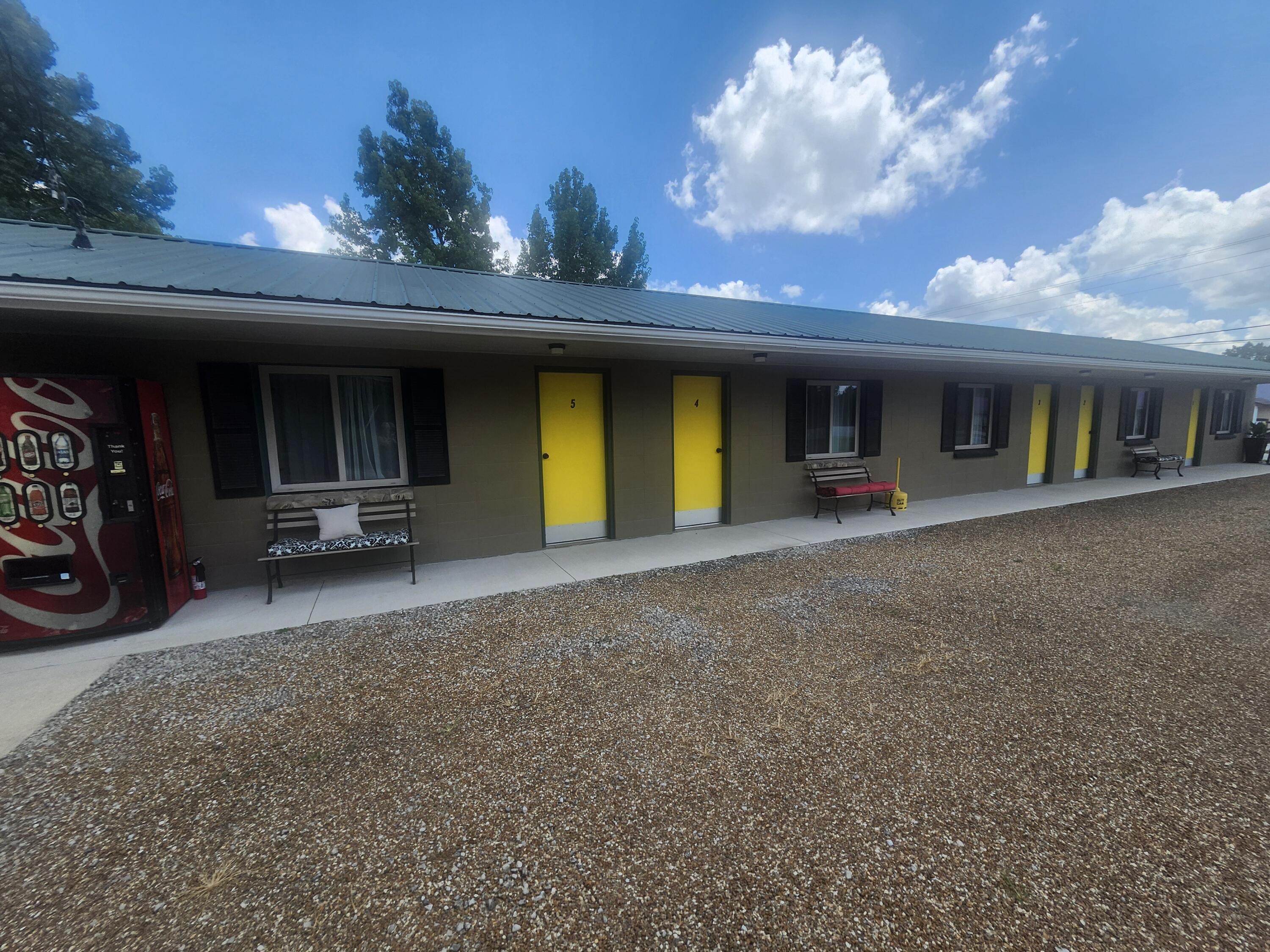 Photo 7 - Commercial Sale for sale – 21001  Missouri 254   Wheatland, MO