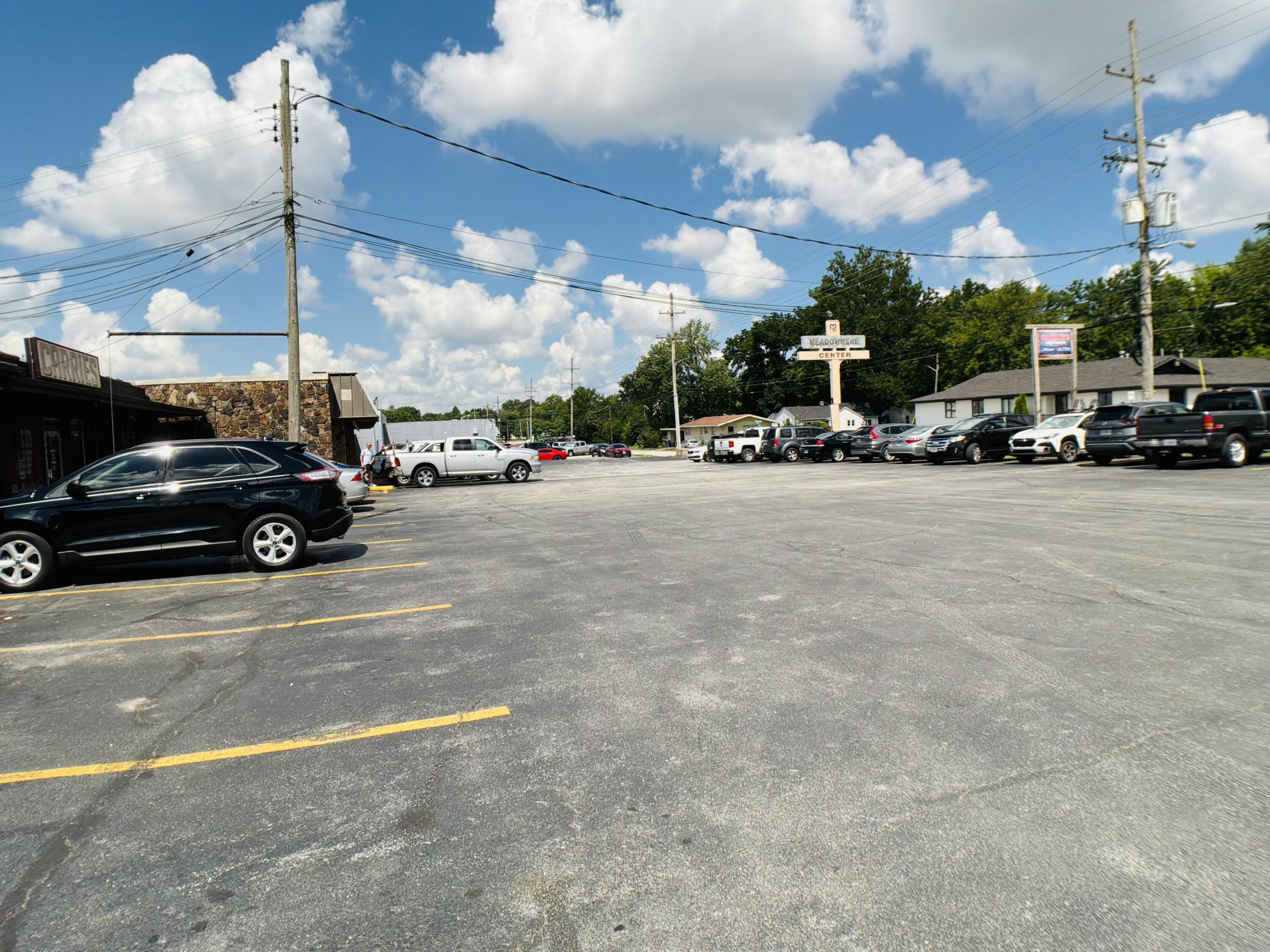 Photo 10 - Commercial Sale for sale – 1910 E Meadowmere Street  Springfield, MO