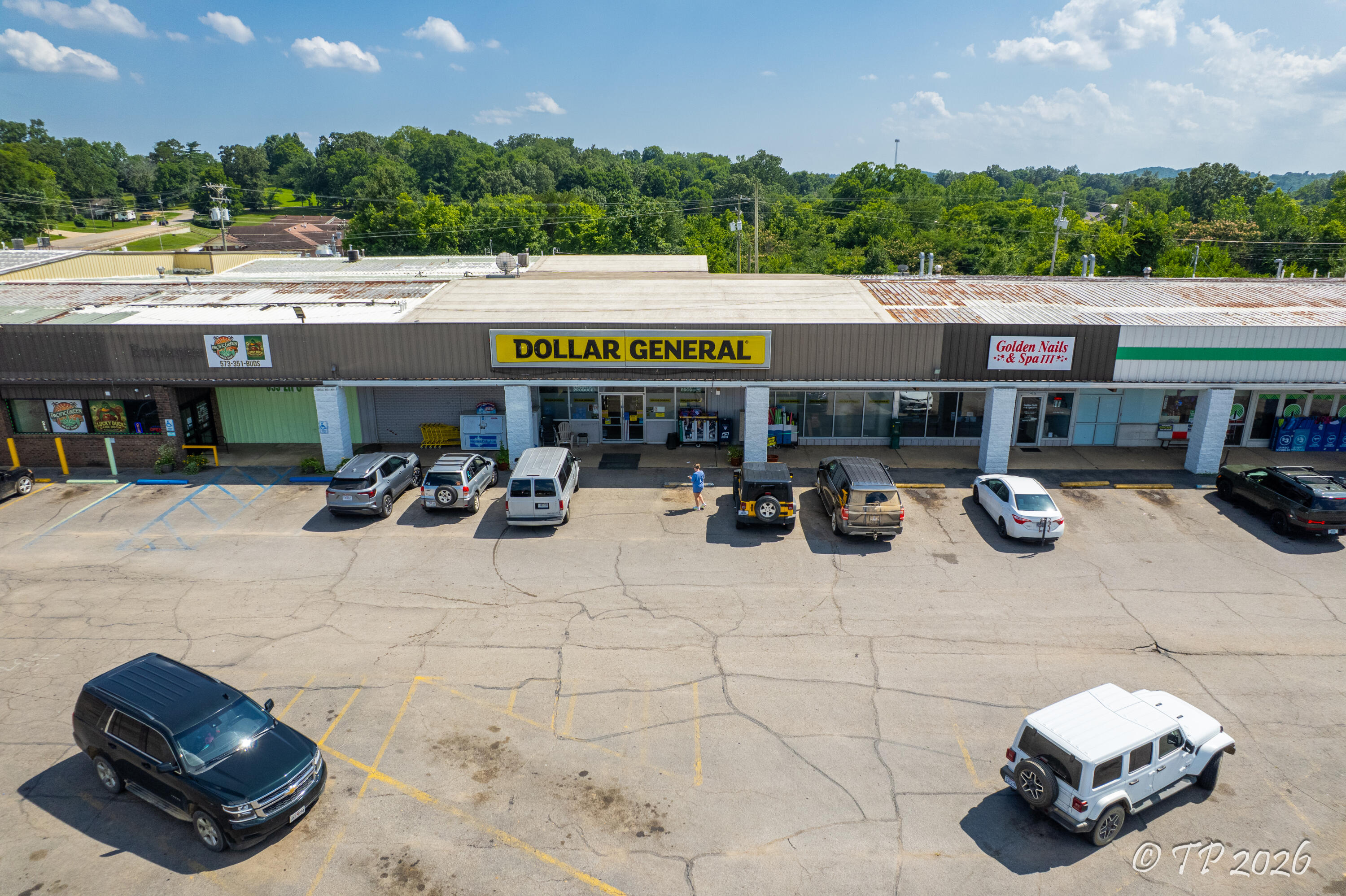 Commercial Sale for sale – 1314  Hillcrest Drive  Doniphan, MO