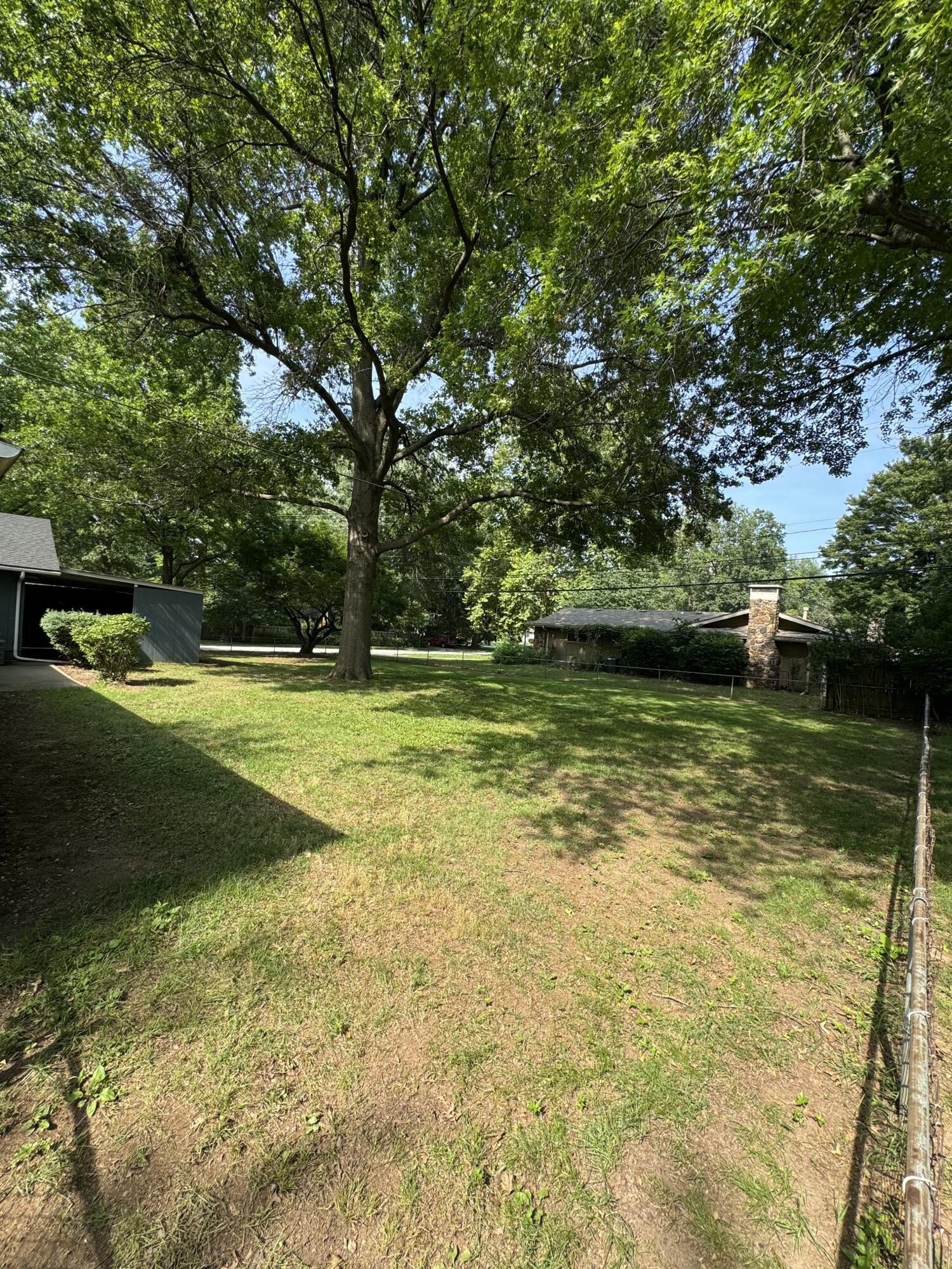 Photo 7 - Residential for sale – 3510 S Broadway Avenue  Springfield, MO