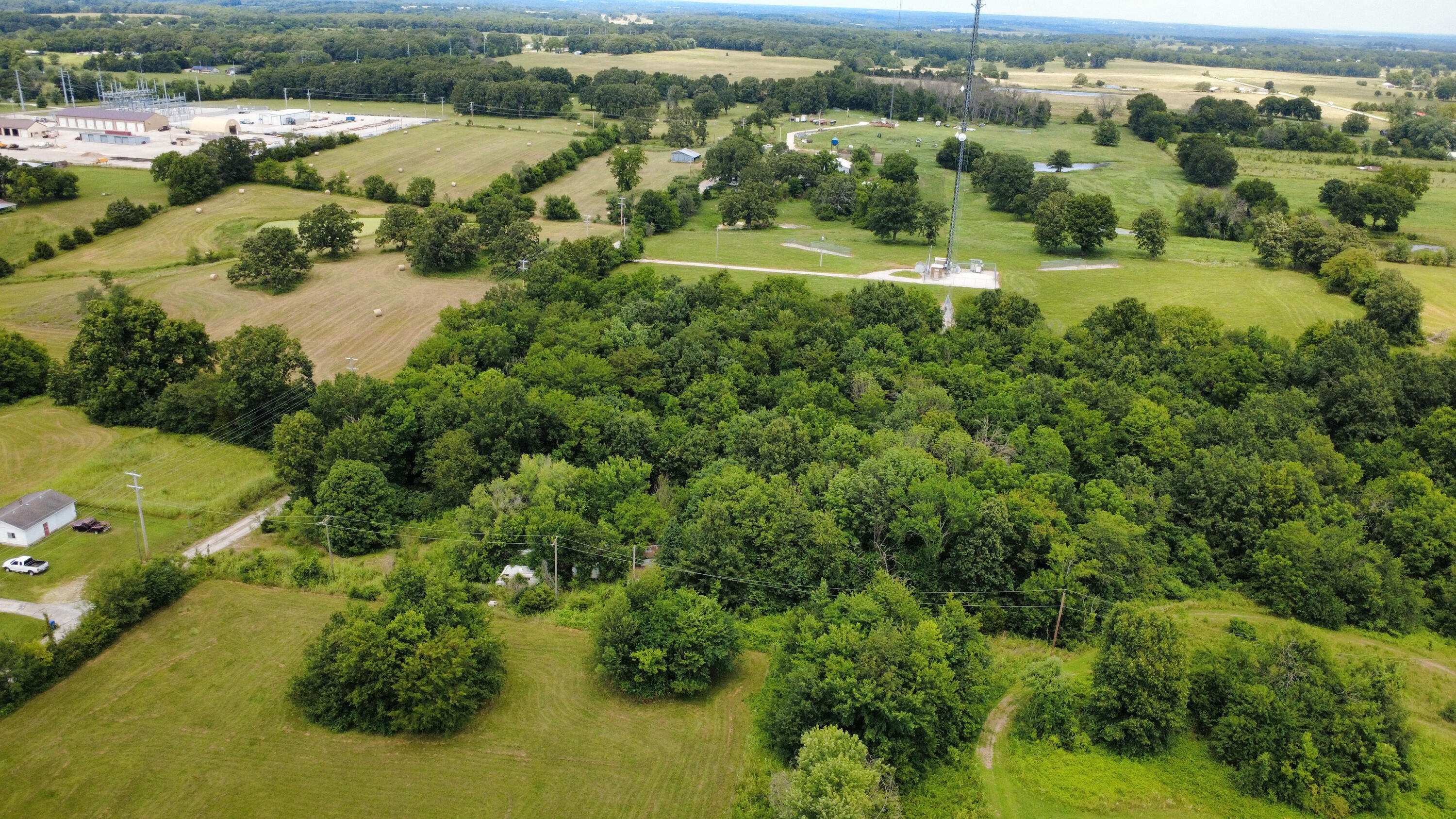 Photo 4 - Land for sale – 510  Lilly Street Street  Greenfield, MO