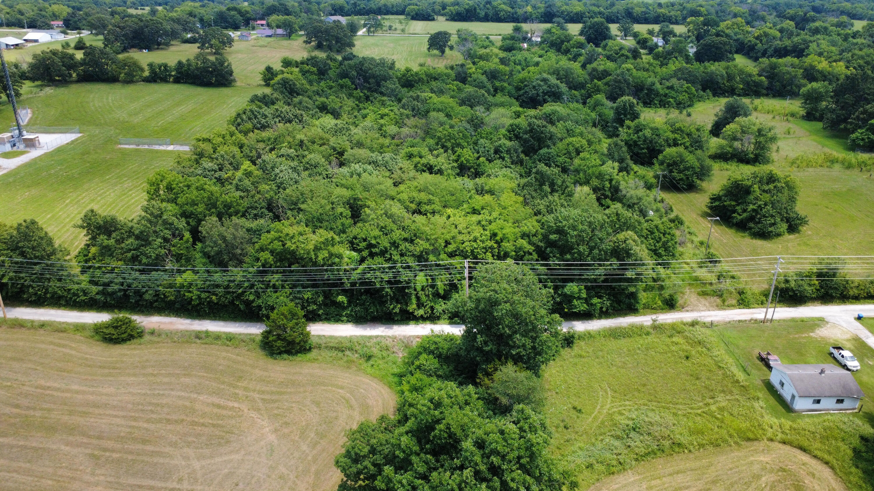 Photo 2 - Land for sale – 510  Lilly Street Street  Greenfield, MO