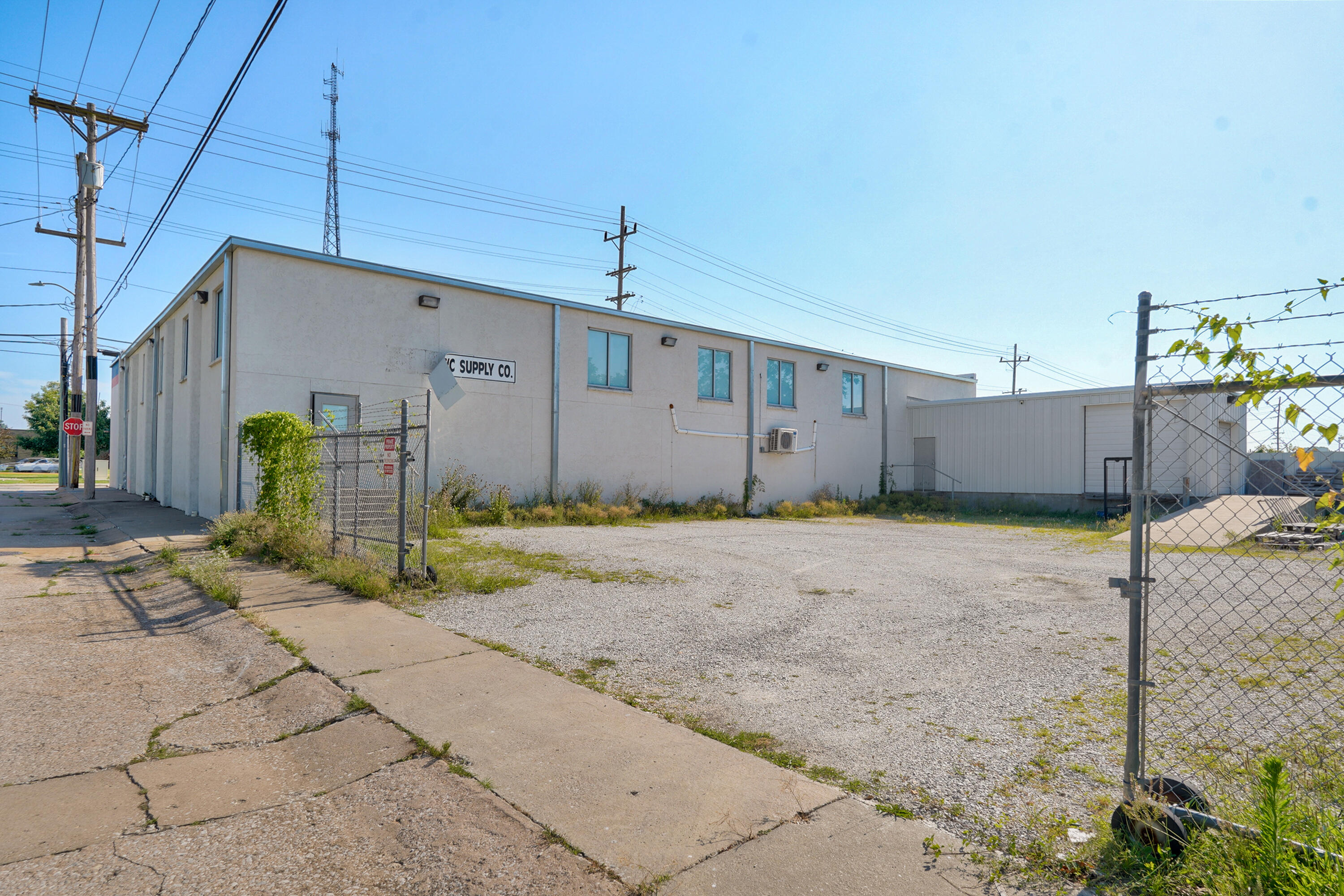 Photo 3 - Commercial Sale for sale – 300 E Chestnut Street  Springfield, MO