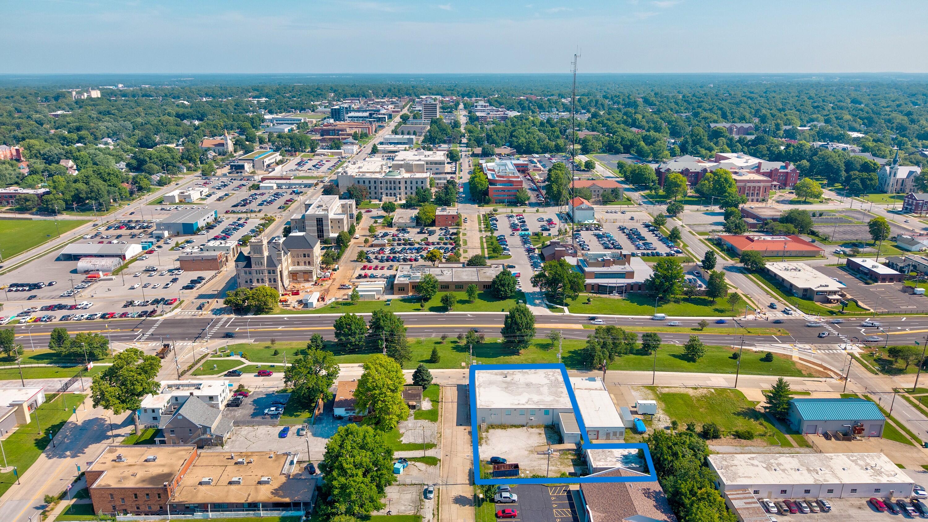 Photo 17 - Commercial Sale for sale – 300 E Chestnut Street  Springfield, MO