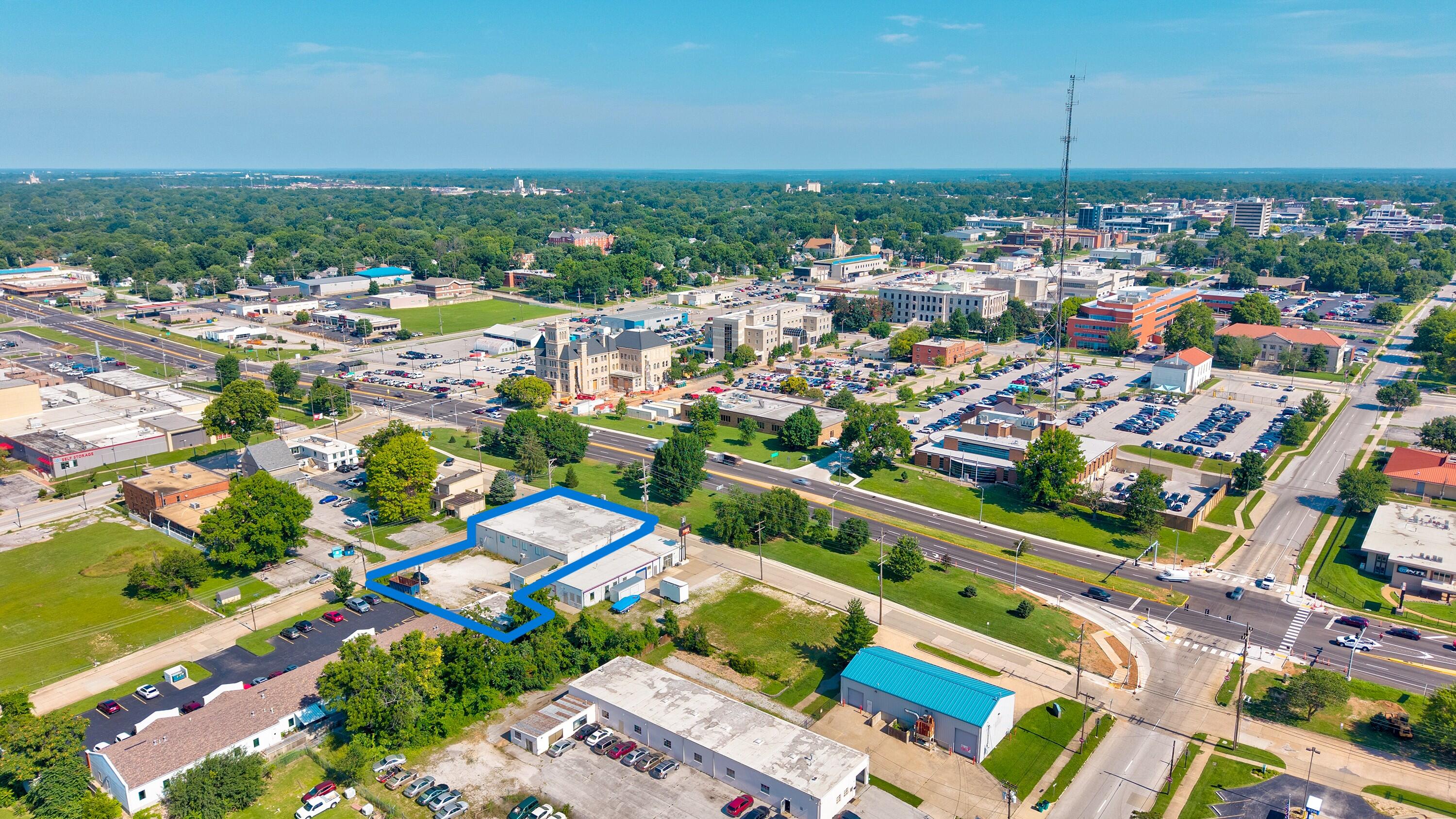 Photo 19 - Commercial Sale for sale – 300 E Chestnut Street  Springfield, MO