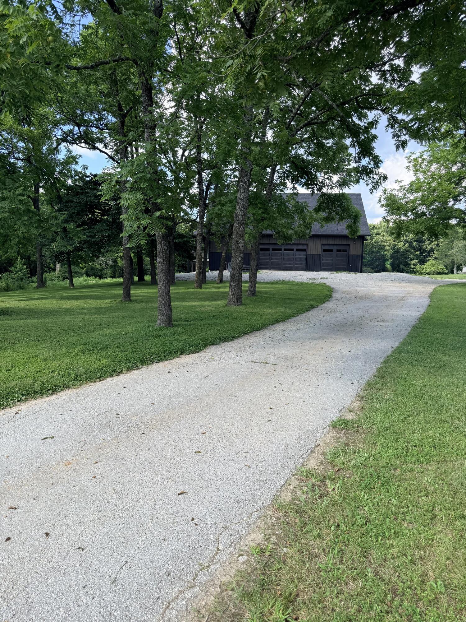 Photo 8 - Residential for sale – 71  Castlegate Drive  Seymour, MO