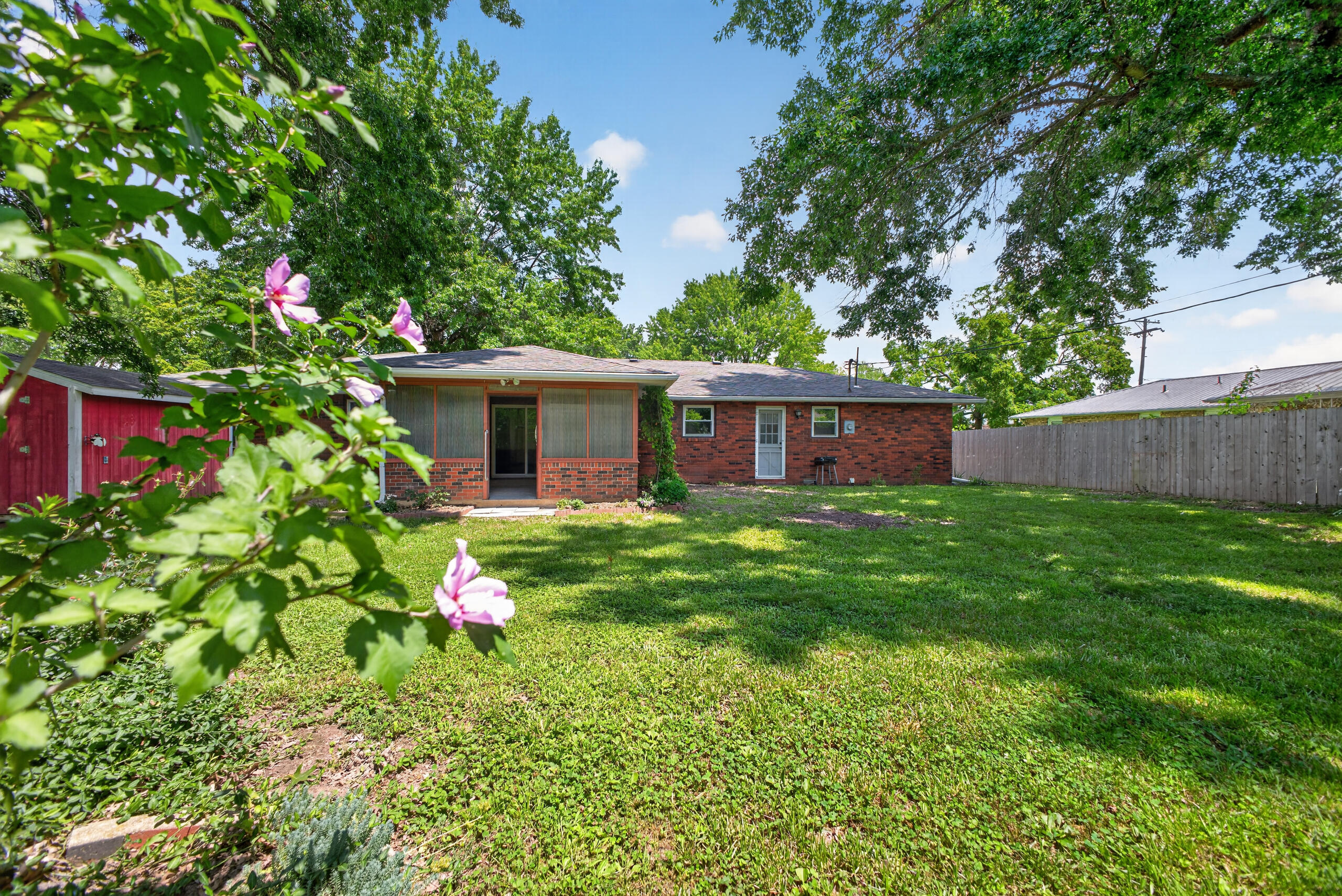 Photo 38 - Residential for sale – 1404 E Lindon Street  Bolivar, MO