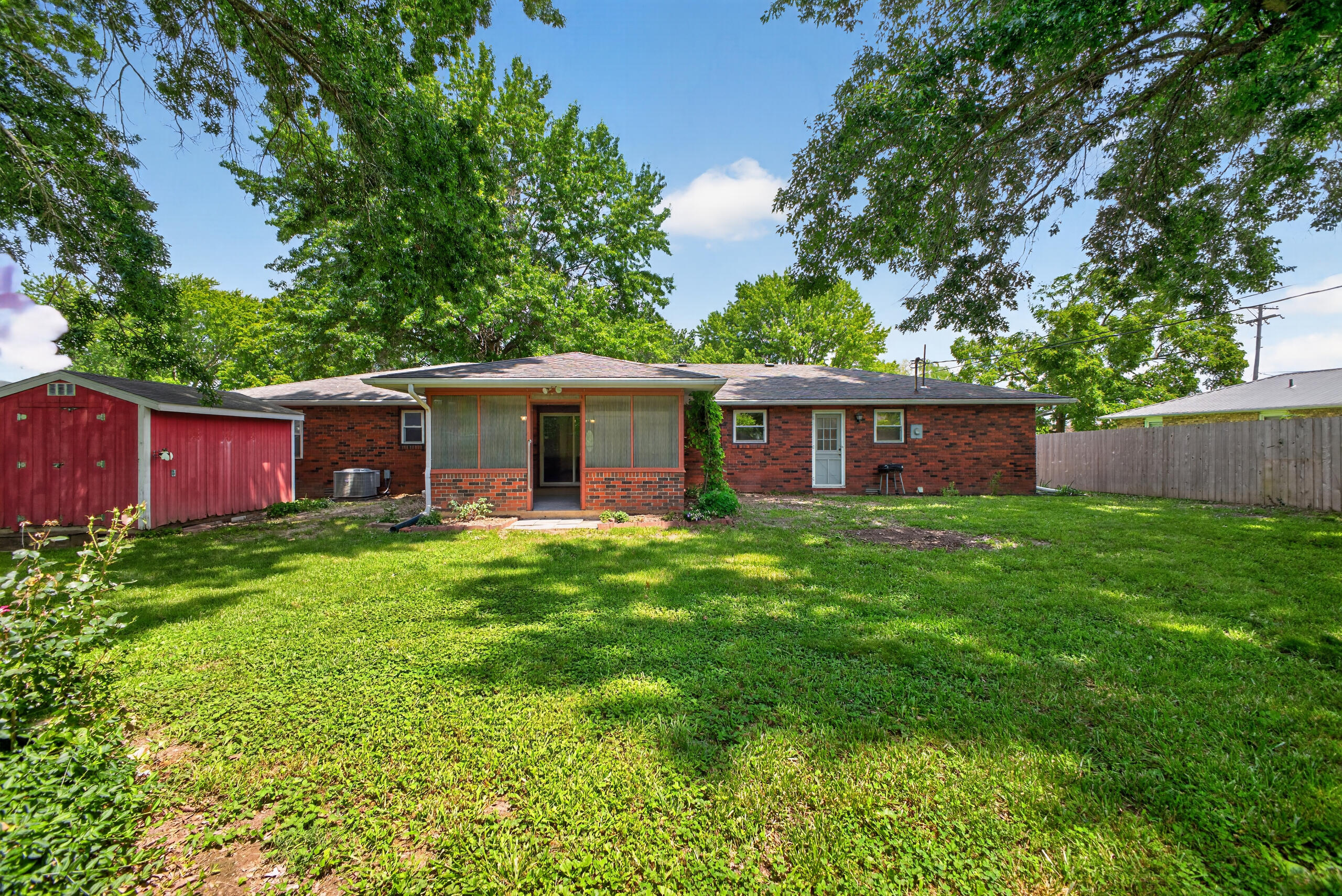 Photo 33 - Residential for sale – 1404 E Lindon Street  Bolivar, MO