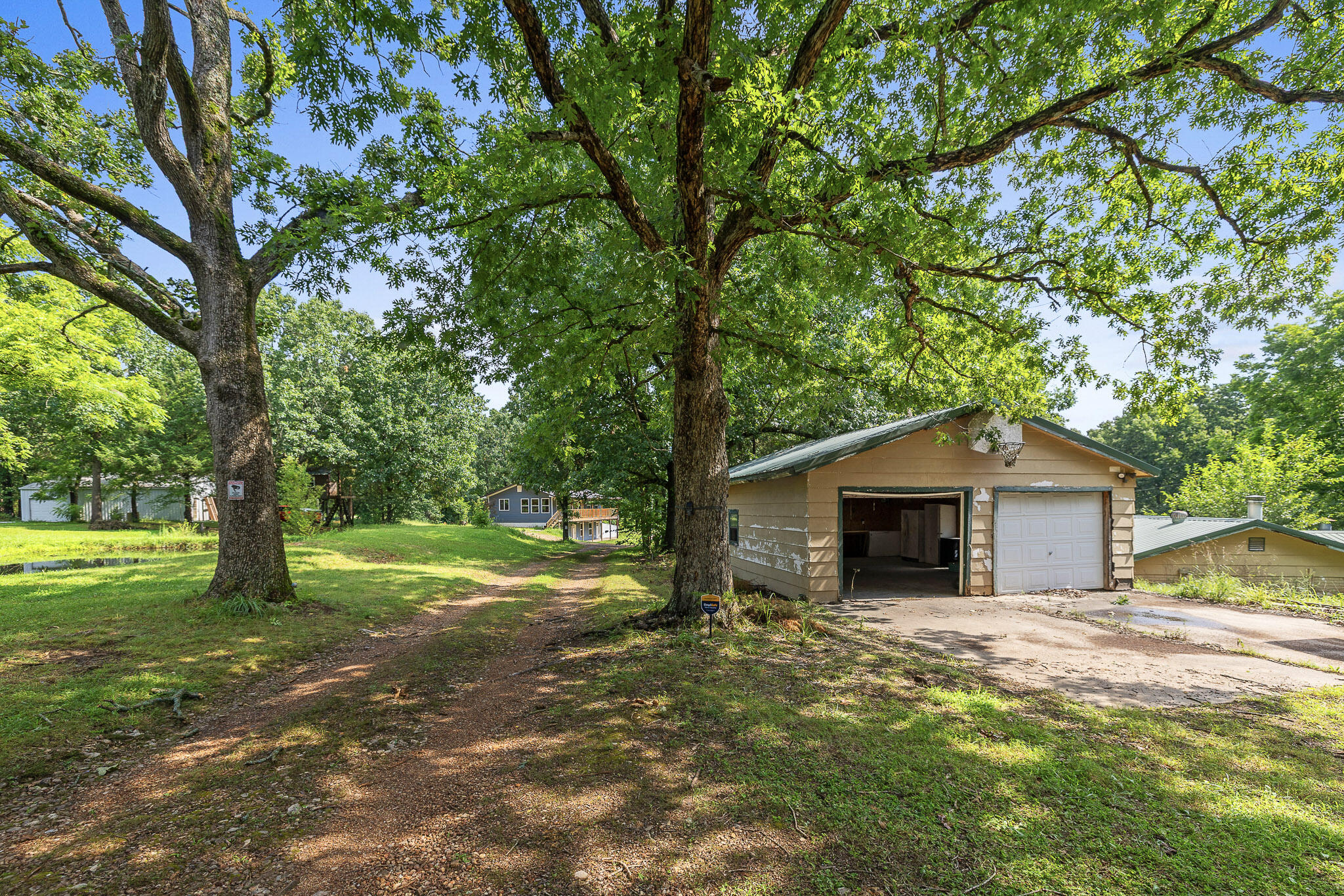 Photo 66 - Residential for sale – 9906  1162   Cassville, MO