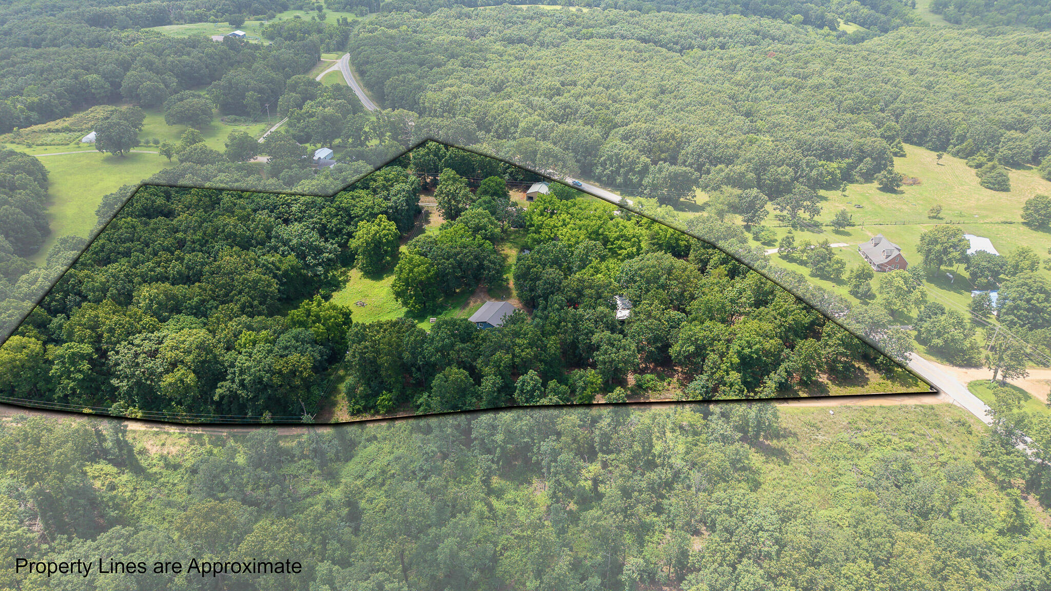 Photo 4 - Residential for sale – 9906  1162   Cassville, MO