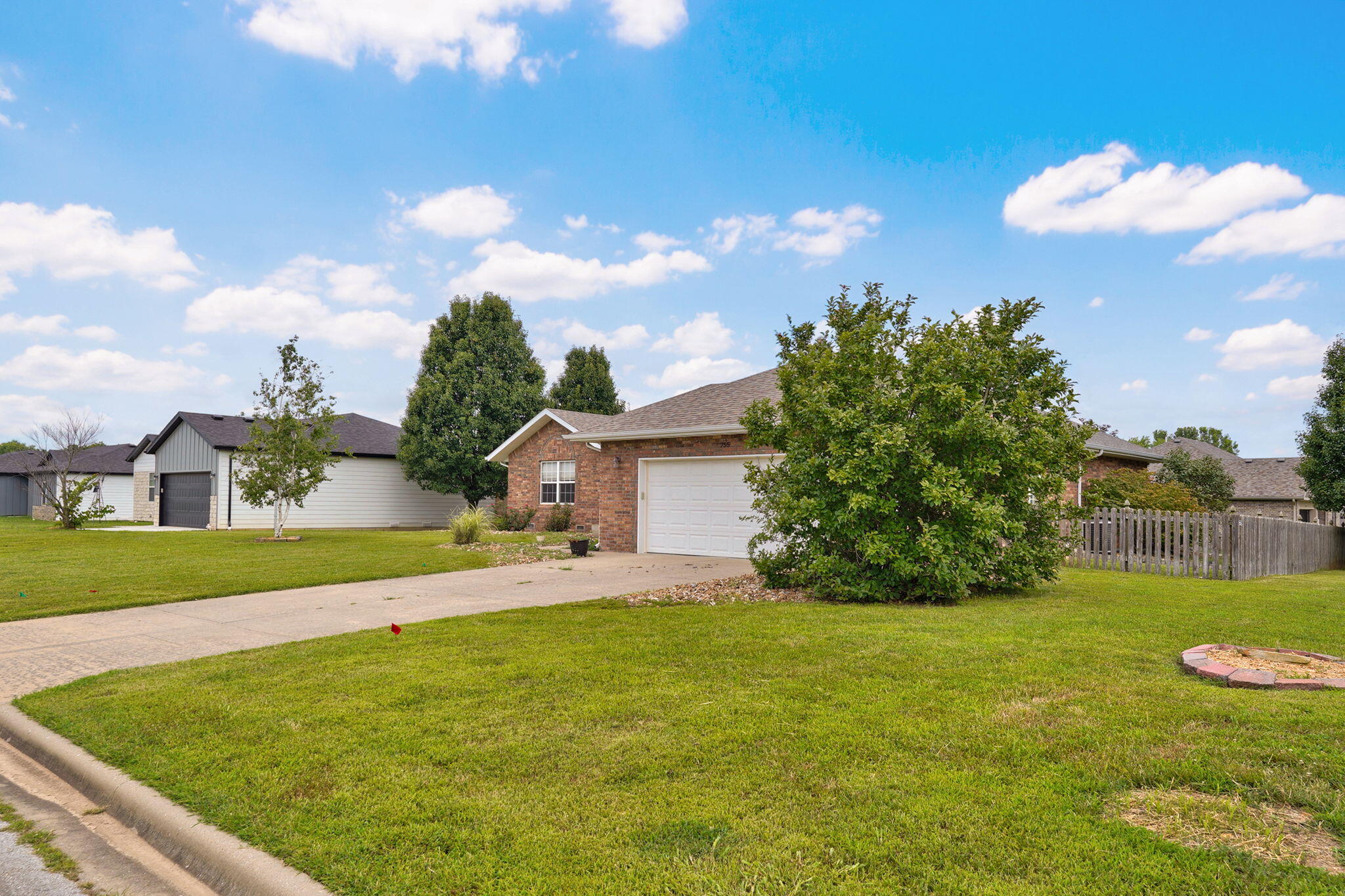 Photo 38 - Residential for sale – 755 E Vivian Street  Bolivar, MO