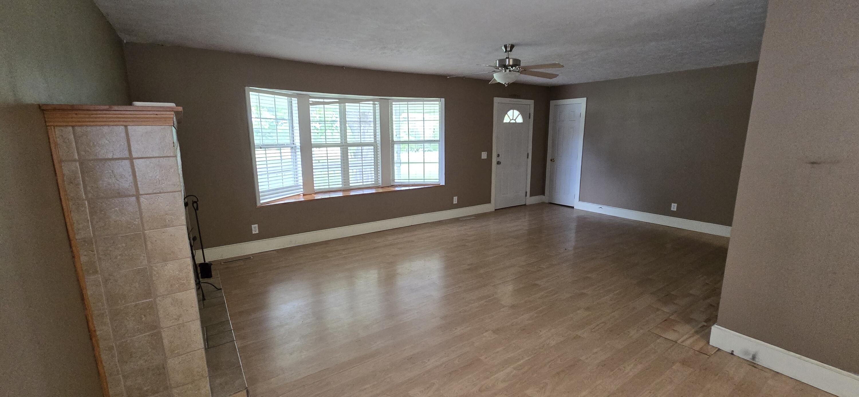 Photo 15 - Residential for sale – 3540 N Farm Road 175   Springfield, MO