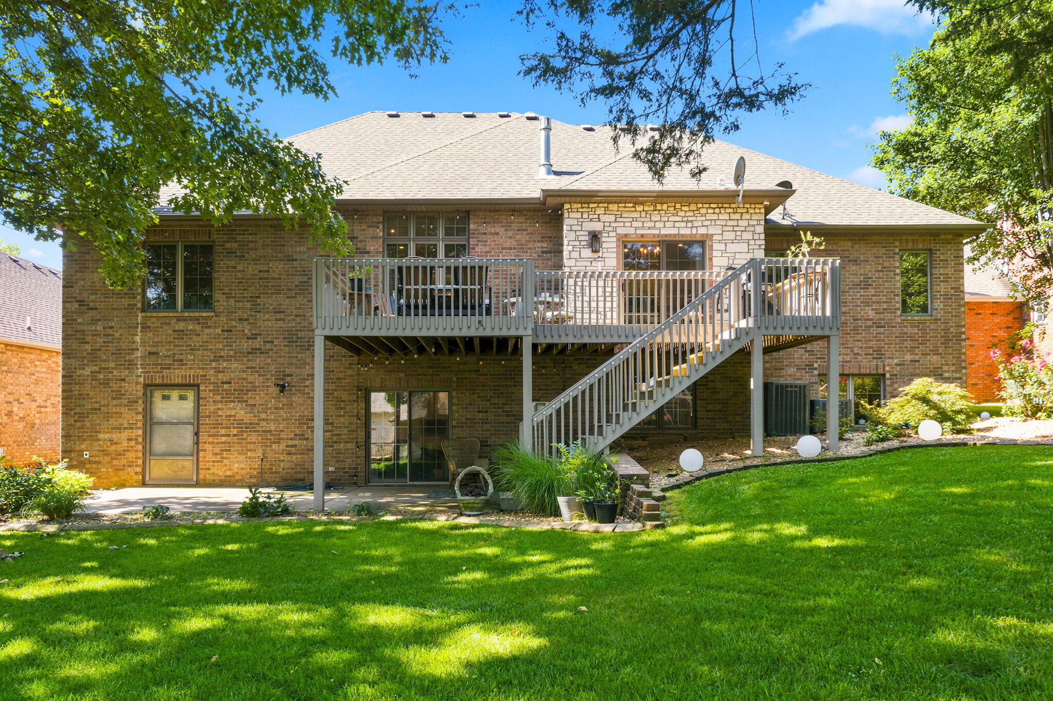Photo 39 - Residential for sale – 1019 W Parkhill Circle  Springfield, MO