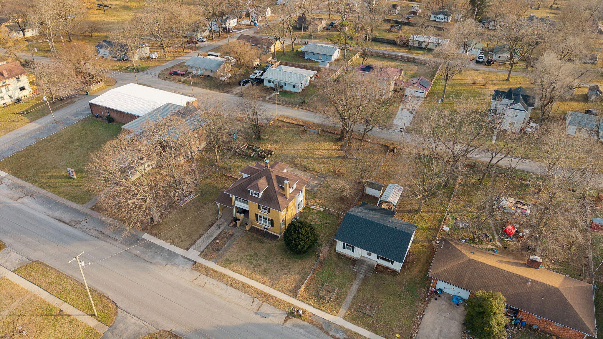 Photo 6 - Residential for sale – 411 E Walker Street  Ash Grove, MO