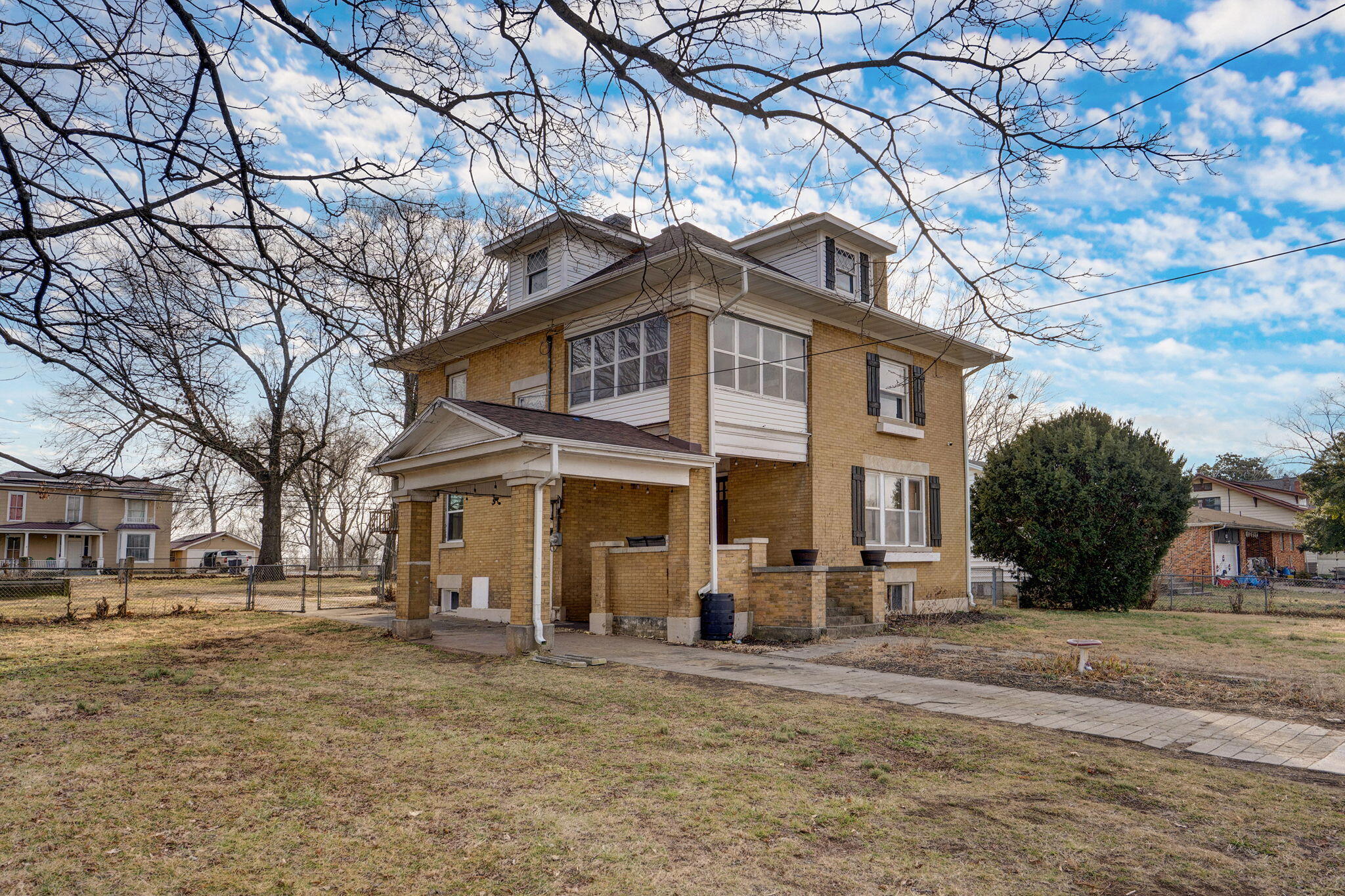 Photo 3 - Residential for sale – 411 E Walker Street  Ash Grove, MO