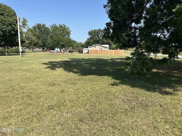 Land for sale – 000  Spring & Elm Street  Newtonia, MO