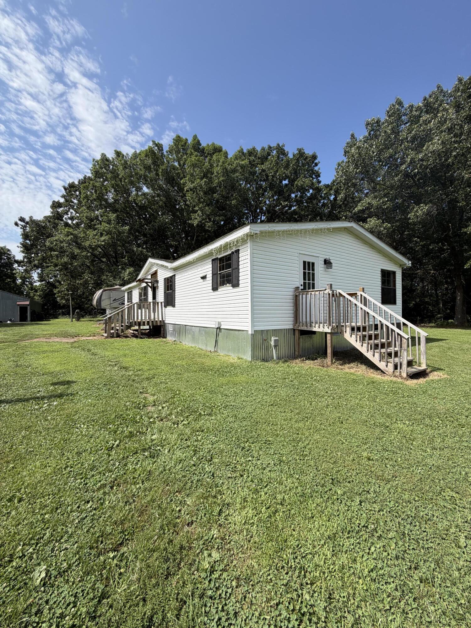 Photo 3 - Residential for sale – 207  Woodmist Road  Galena, MO