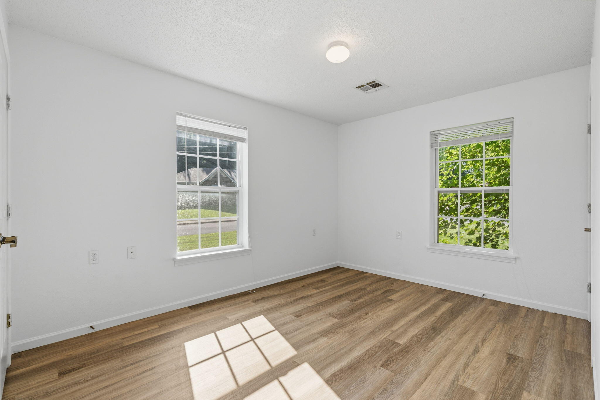 Photo 15 - Residential Lease for sale – 726 E Sunset Street  Springfield, MO
