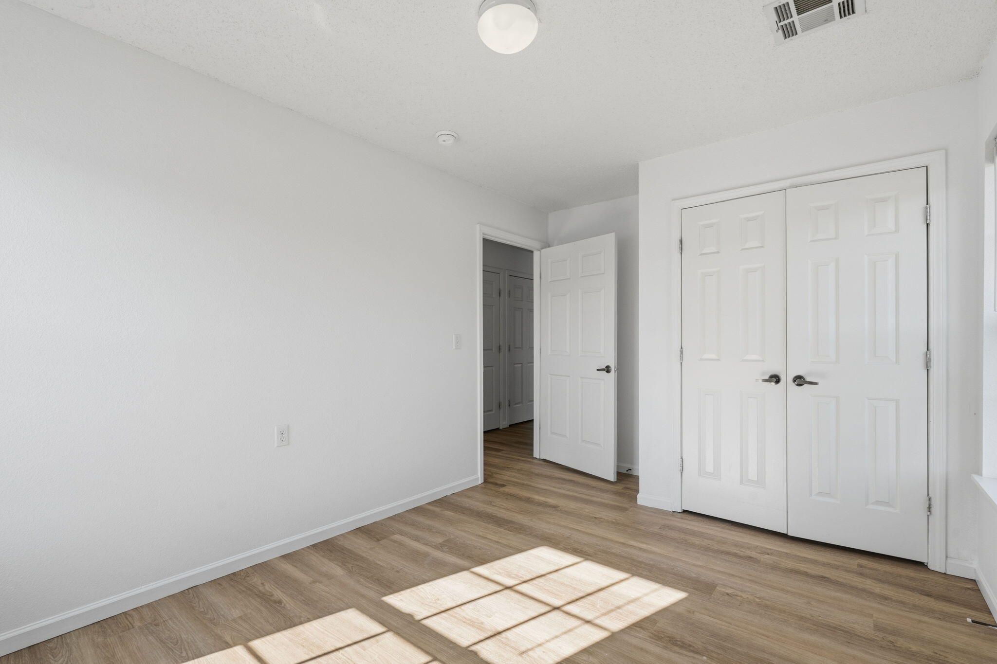 Photo 14 - Residential Lease for sale – 726 E Sunset Street  Springfield, MO