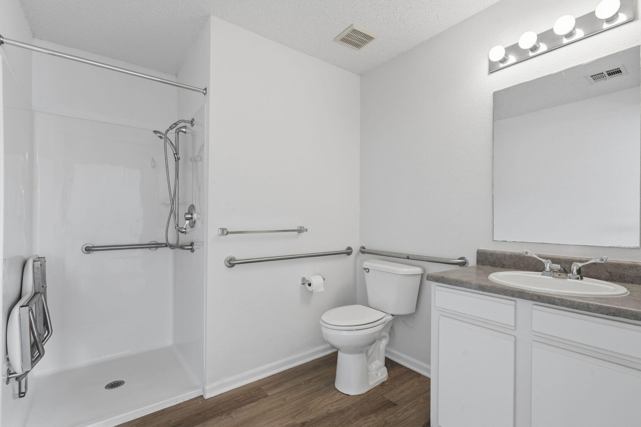 Photo 17 - Residential Lease for sale – 726 E Sunset Street  Springfield, MO