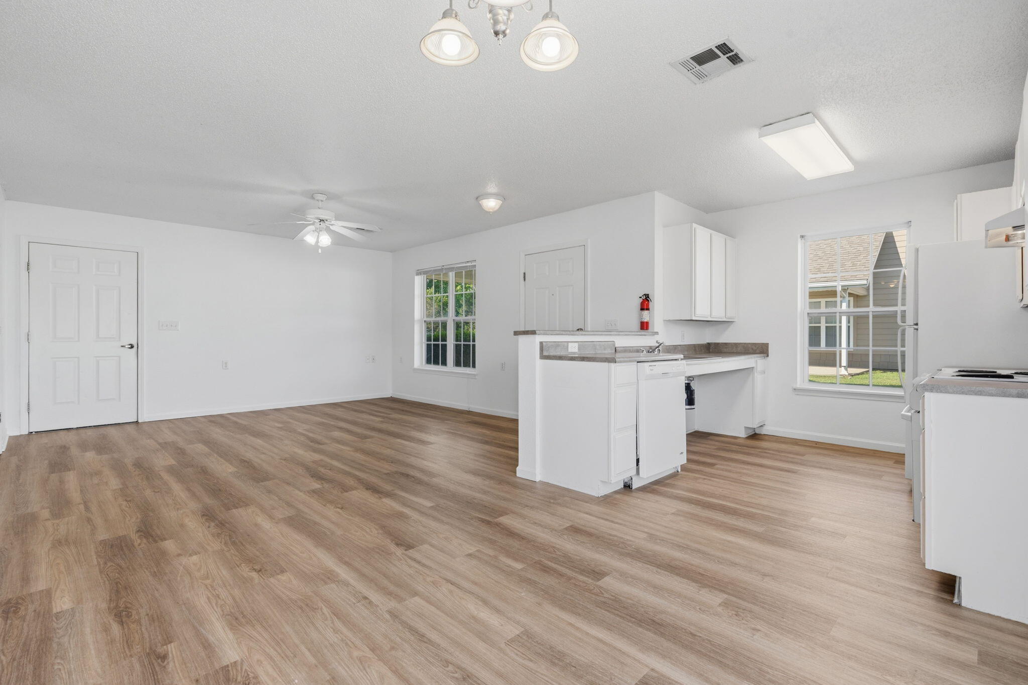 Photo 9 - Residential Lease for sale – 726 E Sunset Street  Springfield, MO
