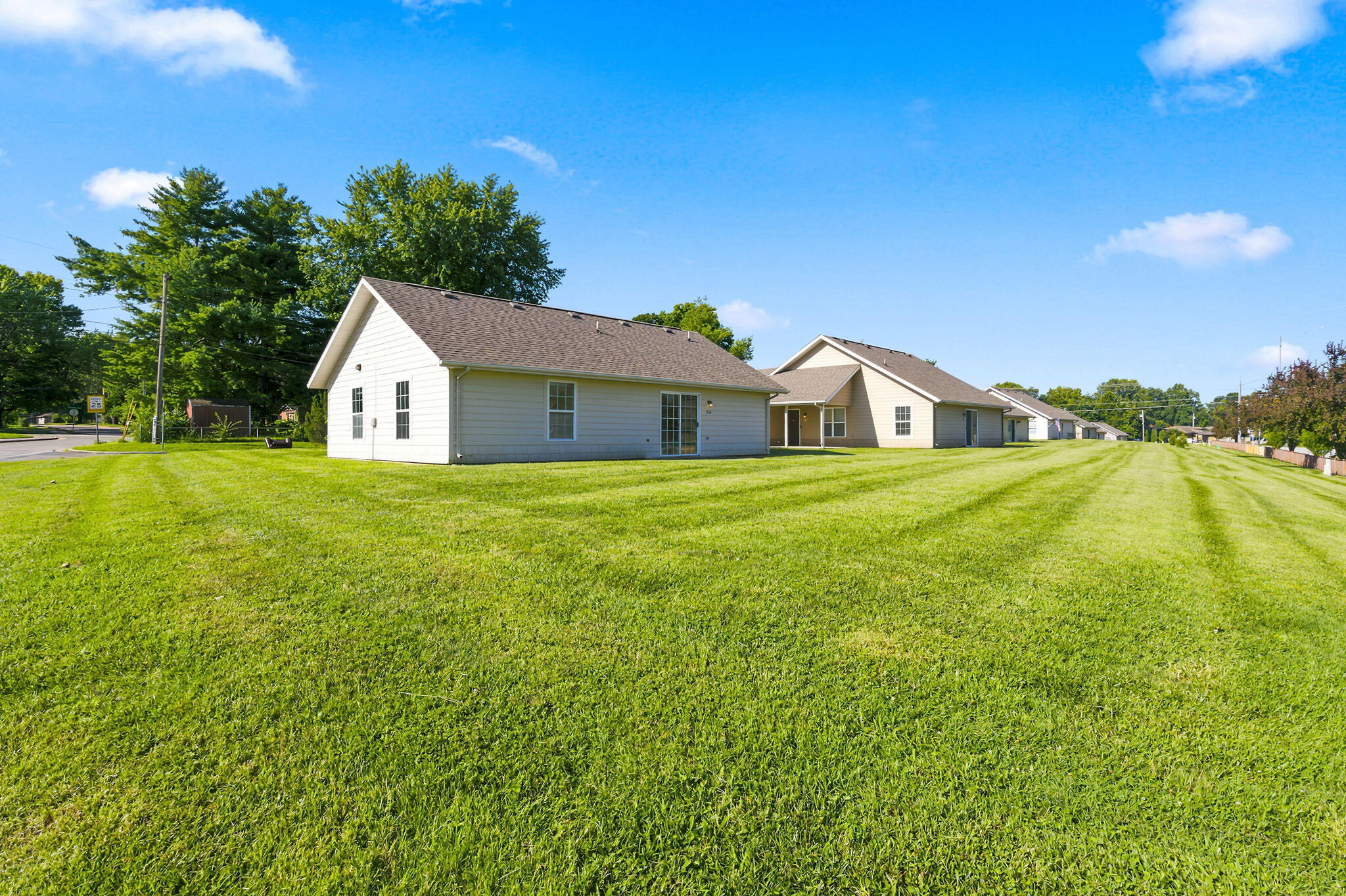 Photo 20 - Residential Lease for sale – 726 E Sunset Street  Springfield, MO