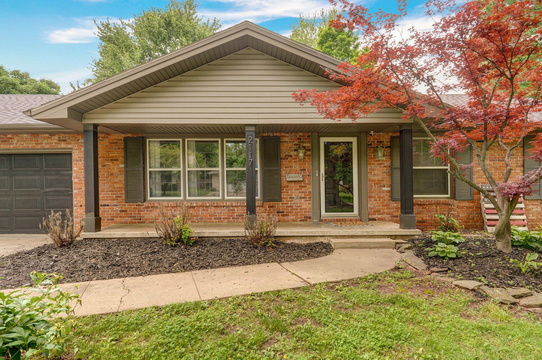 Photo 5 - Residential for sale – 2117 E Montclair Street  Springfield, MO