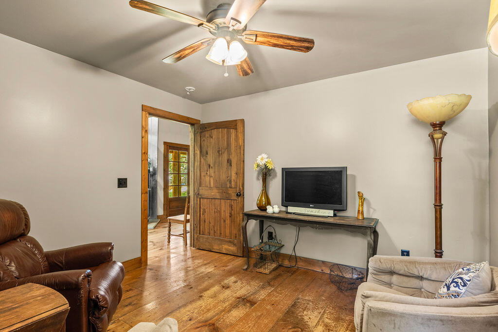 Photo 28 - Residential for sale – 483  Loveland Drive  Rogersville, MO