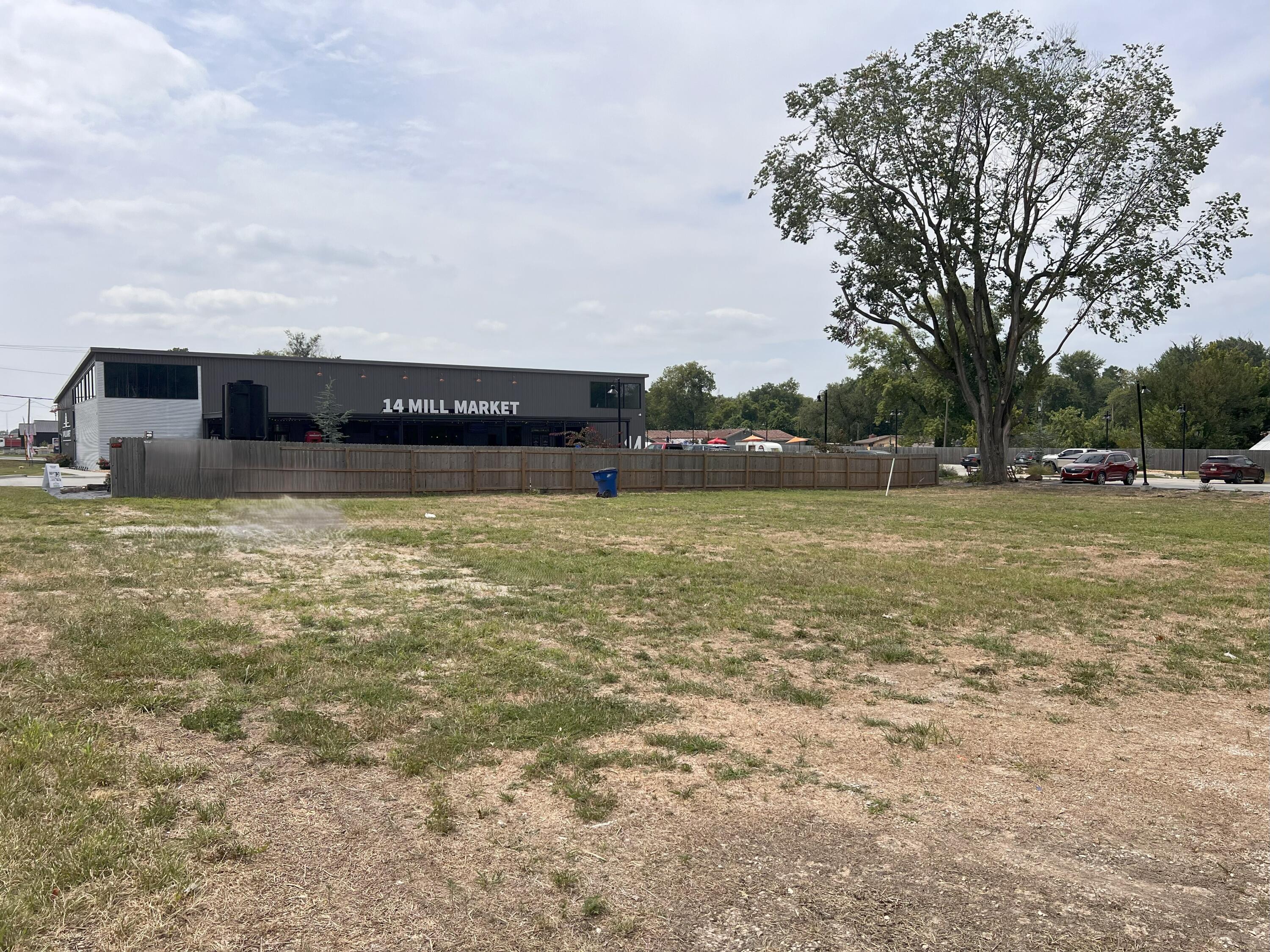 Commercial Lease for sale – 209&211 E Mount Vernon Street  Nixa, MO