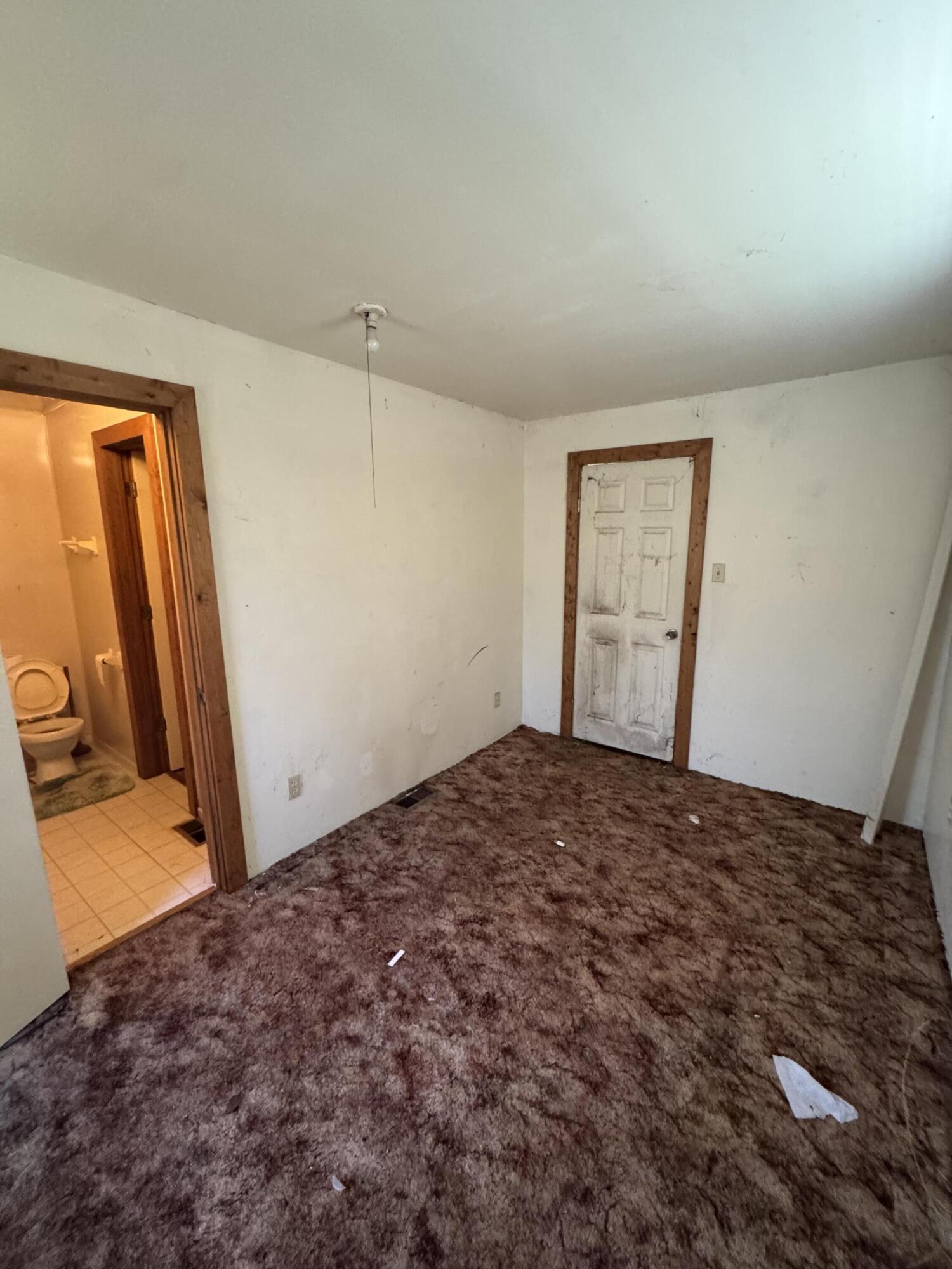 Photo 5 - Residential for sale – 1723 W Chestnut Street  Springfield, MO