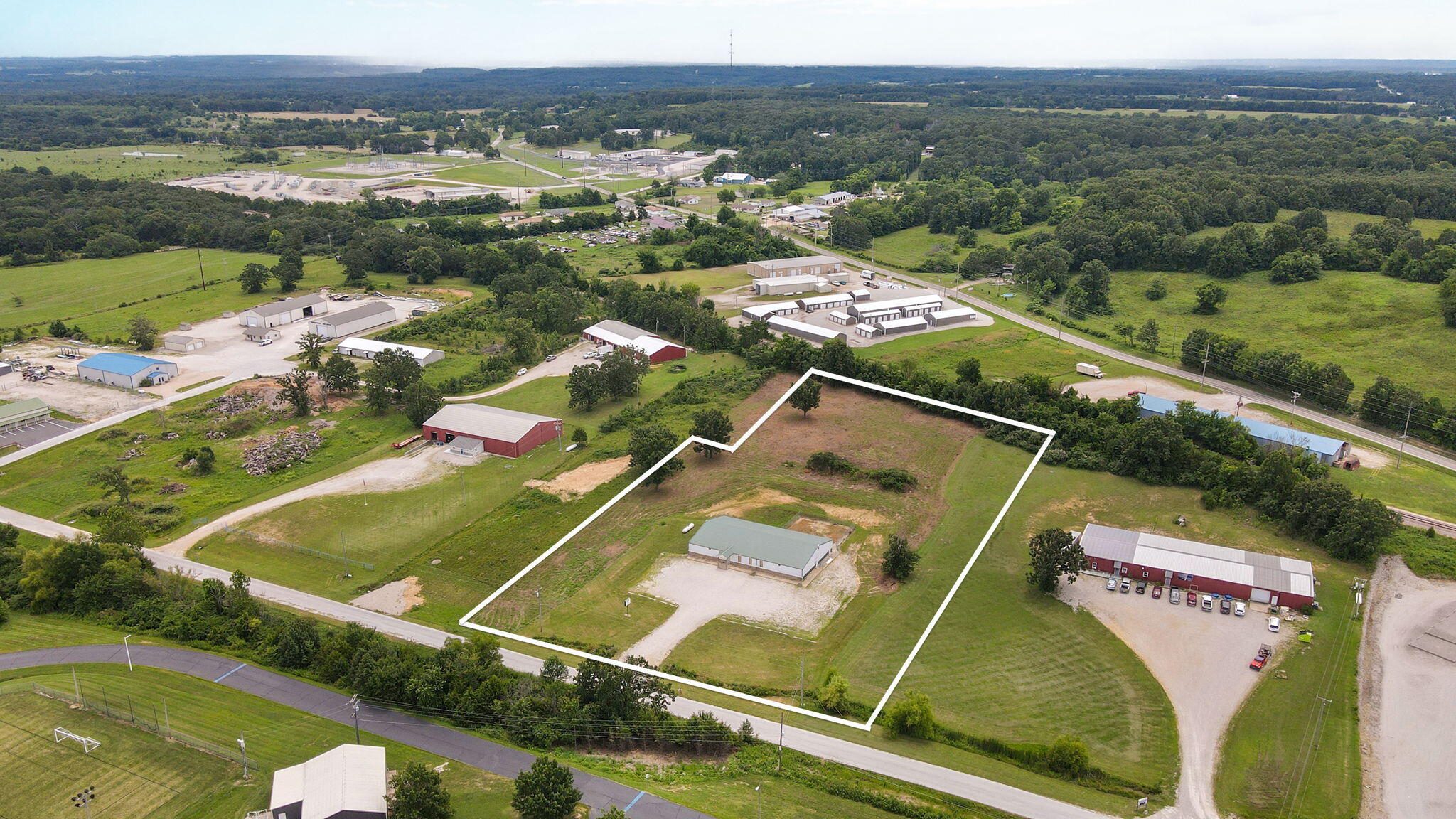Photo 4 - Commercial Sale for sale – 990  Schoolview Drive  Marshfield, MO