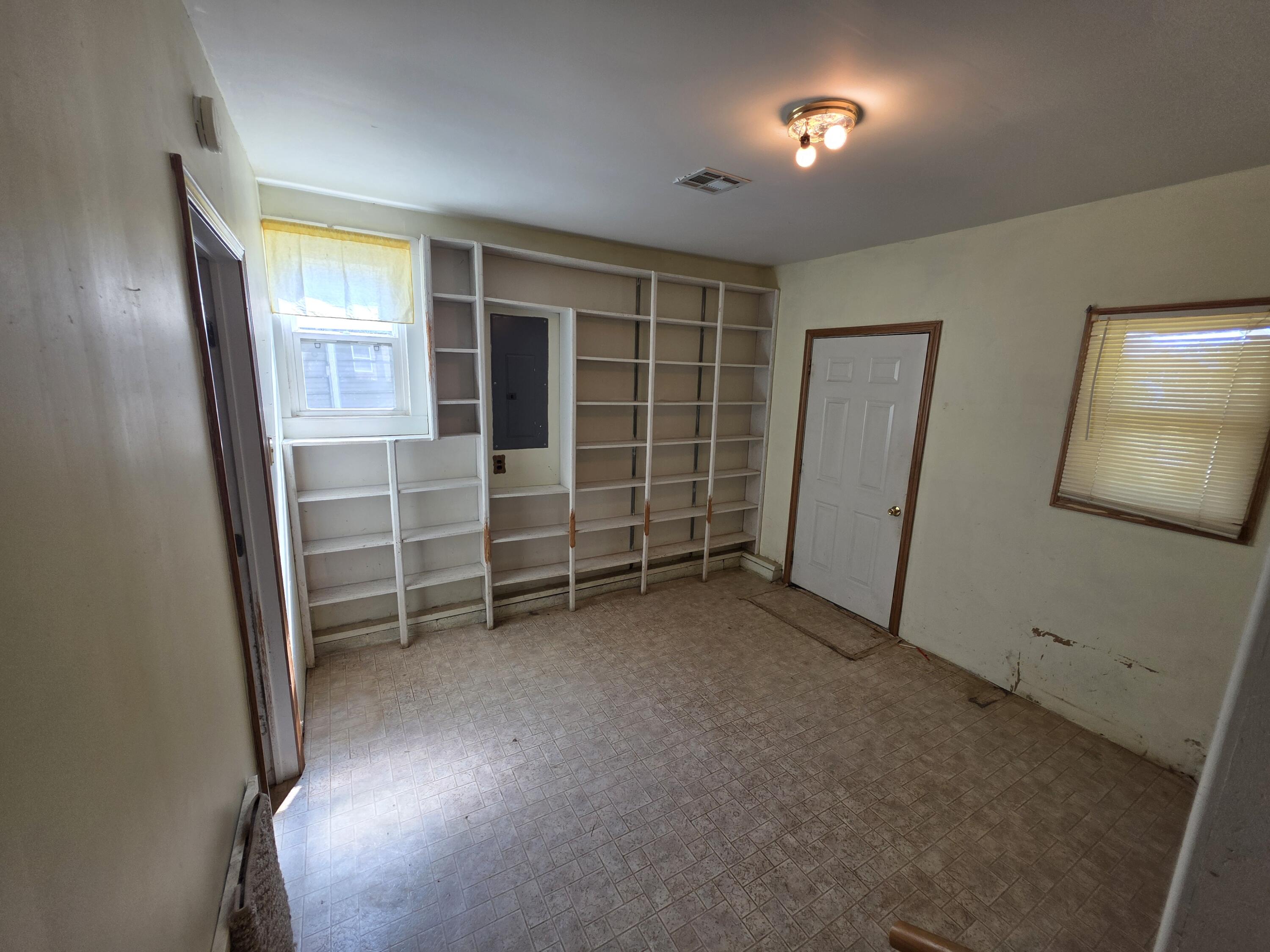 Photo 21 - Residential for sale – 307 W Carman Road  El Dorado Springs, MO