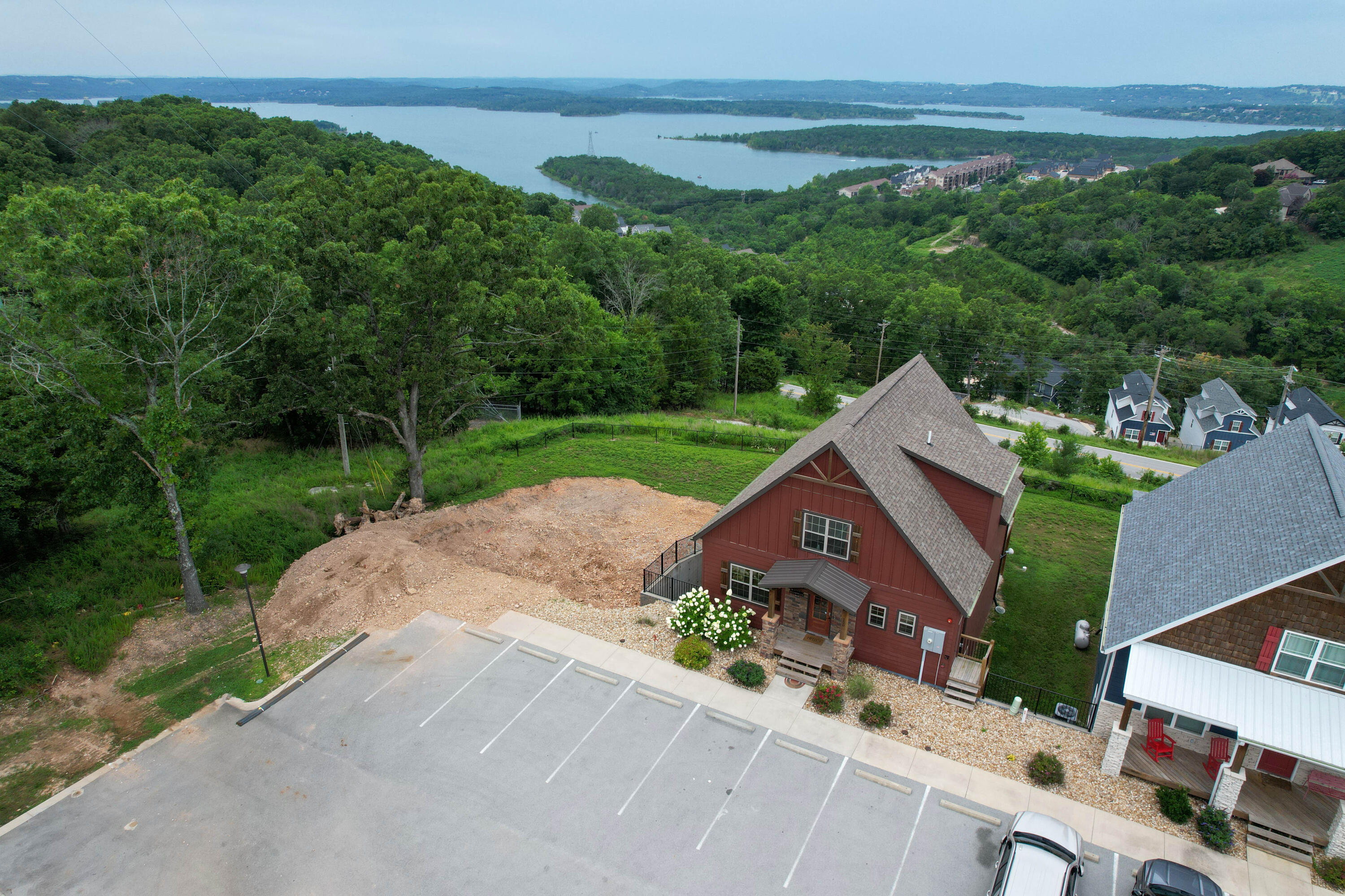 Photo 7 - Residential for sale – 160  Chateau Ridge Trail  Branson, MO