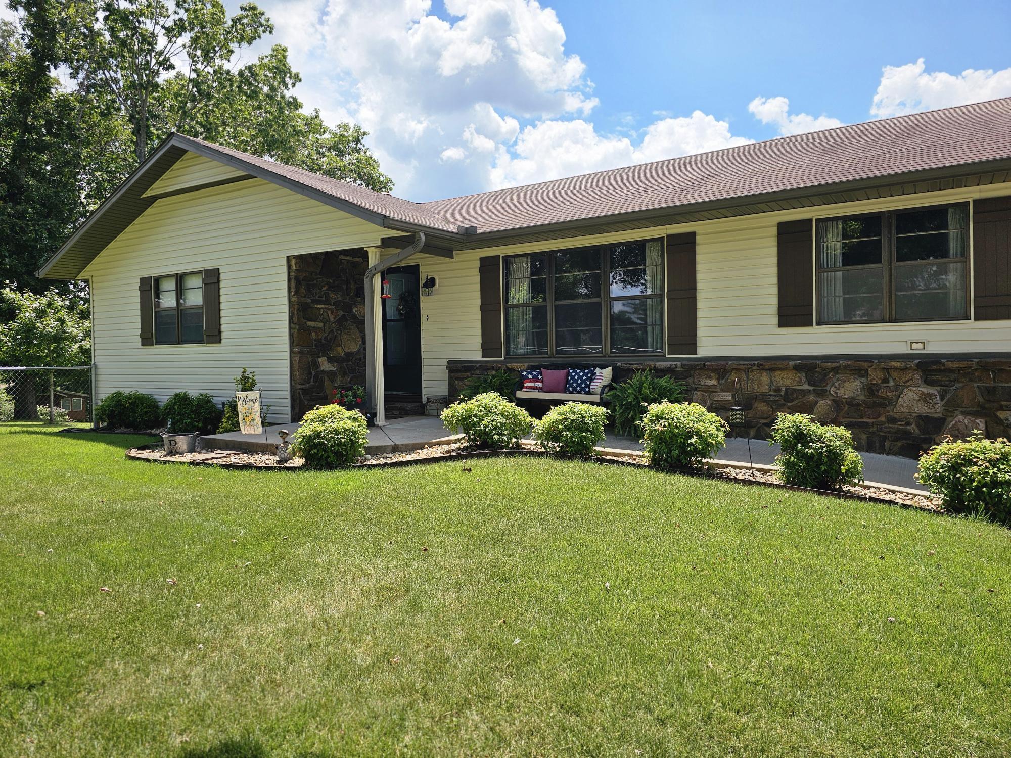 Photo 48 - Residential for sale – 119  Vancil Street  Pineville, MO