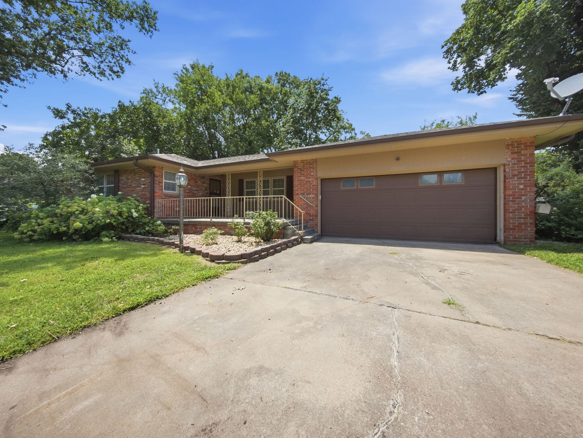Photo 4 - Residential for sale – 2411 S Mayfair Avenue  Springfield, MO