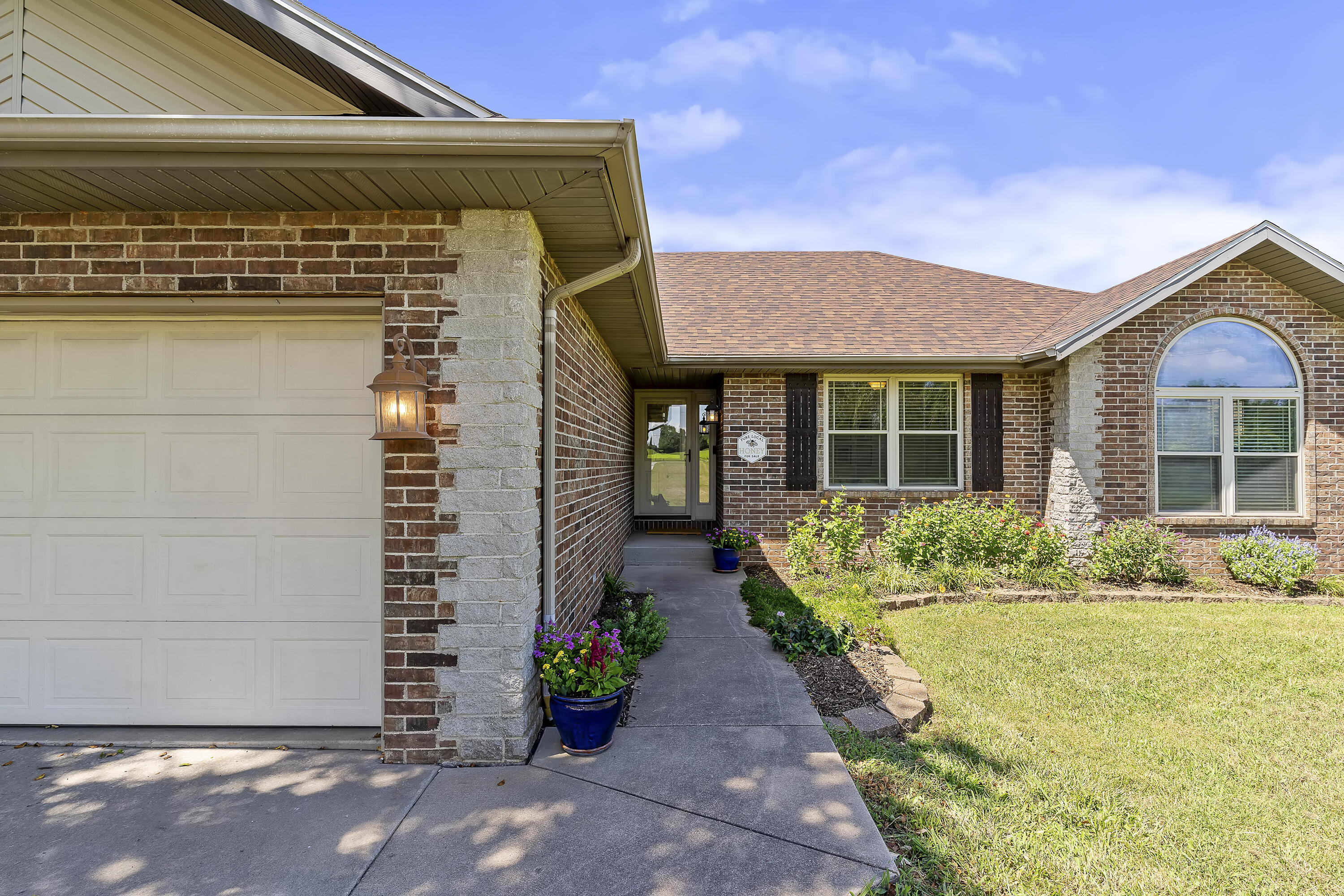 Photo 8 - Residential for sale – 7103 W Farm Road 94   Springfield, MO