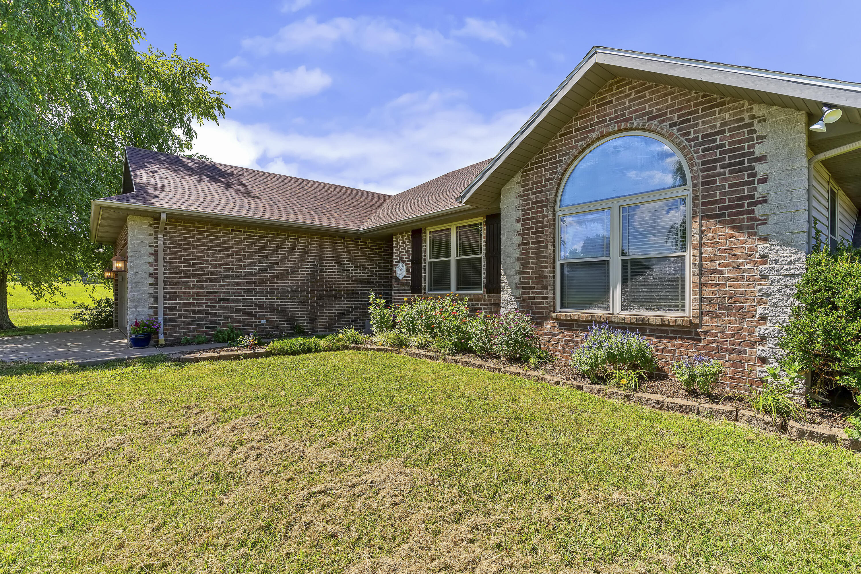 Photo 9 - Residential for sale – 7103 W Farm Road 94   Springfield, MO