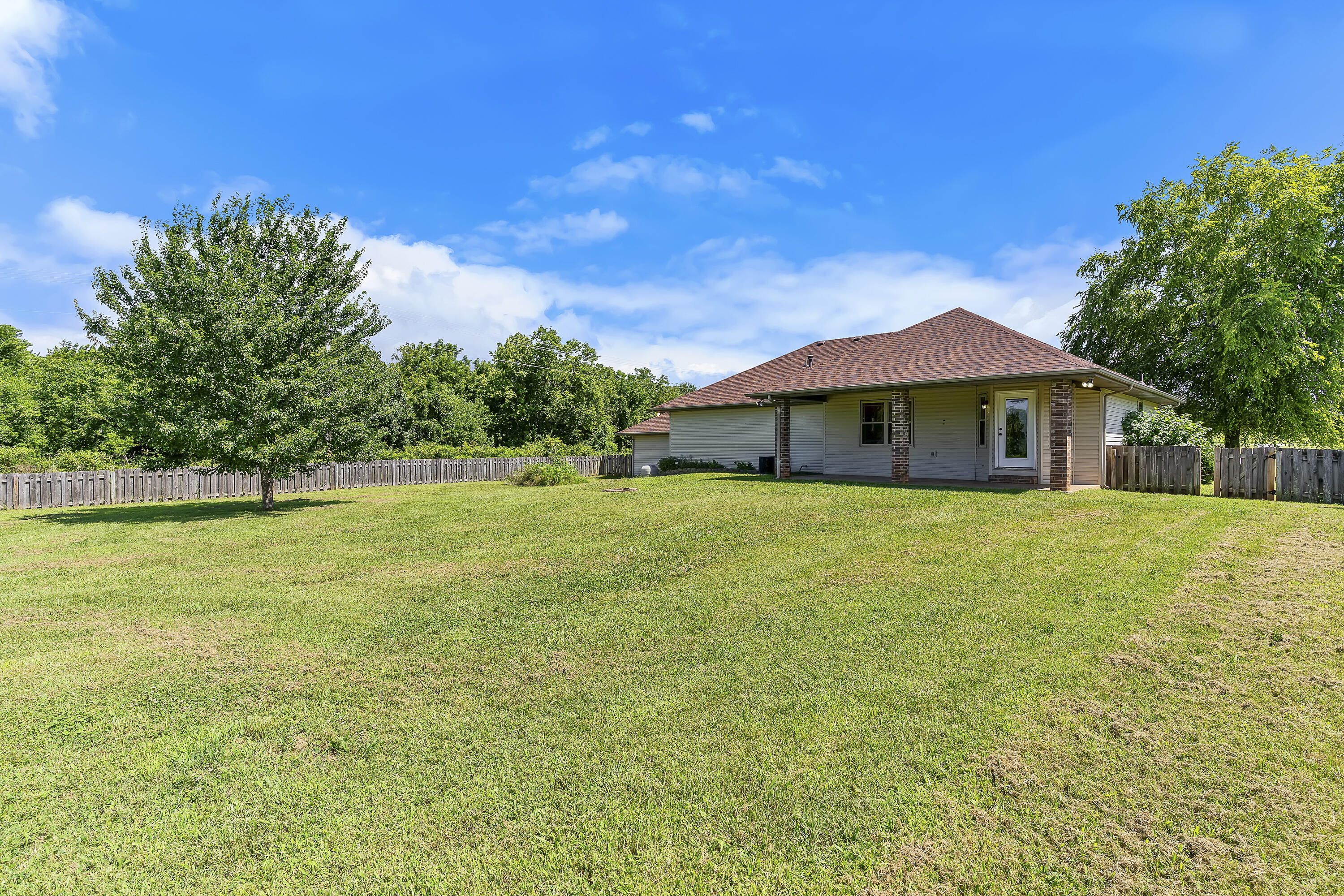 Photo 52 - Residential for sale – 7103 W Farm Road 94   Springfield, MO