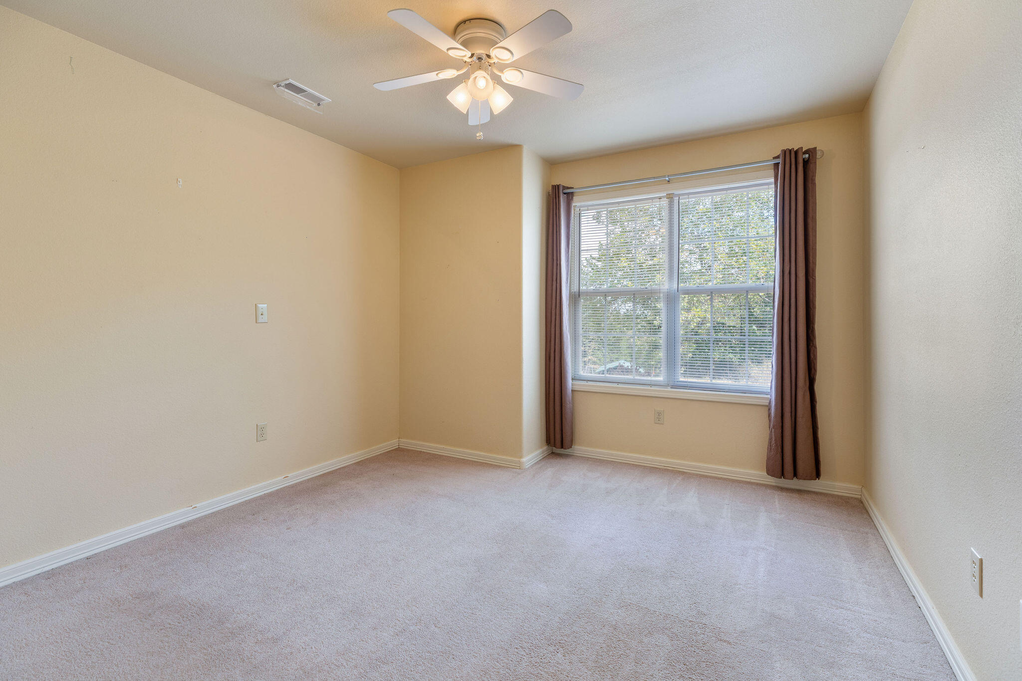 Photo 14 - Residential for sale – 435  Eagle Drive  Forsyth, MO