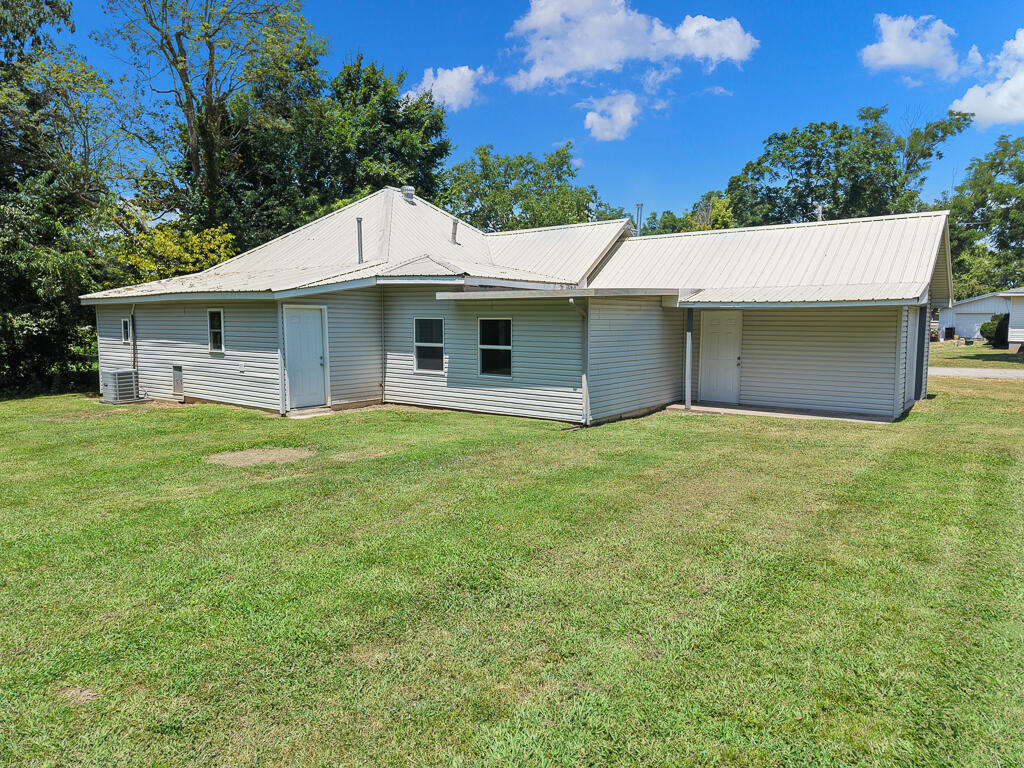 Photo 19 - Residential for sale – 214 E Wilson Street  Wheaton, MO