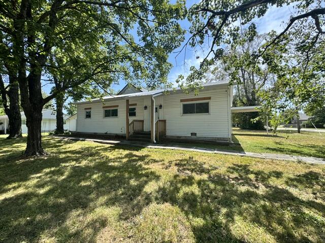 Photo 3 - Residential for sale – 726  Mcnatt Avenue  Aurora, MO