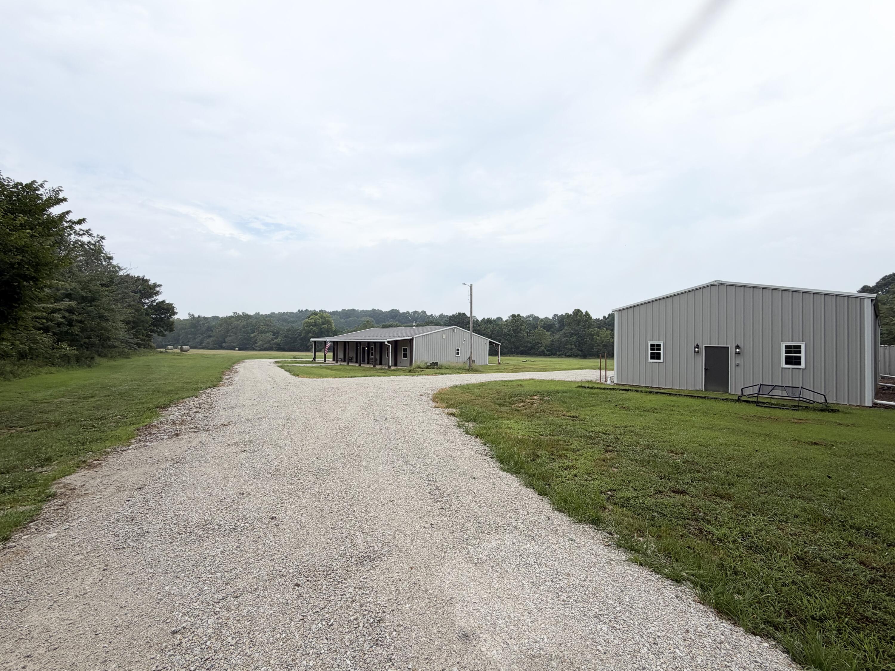 Photo 4 - Residential for sale – 4811  Hwy MM   Mountain Grove, MO