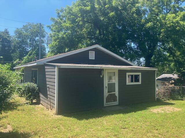 Photo 4 - Residential for sale – 201 N Elm Street  Monett, MO