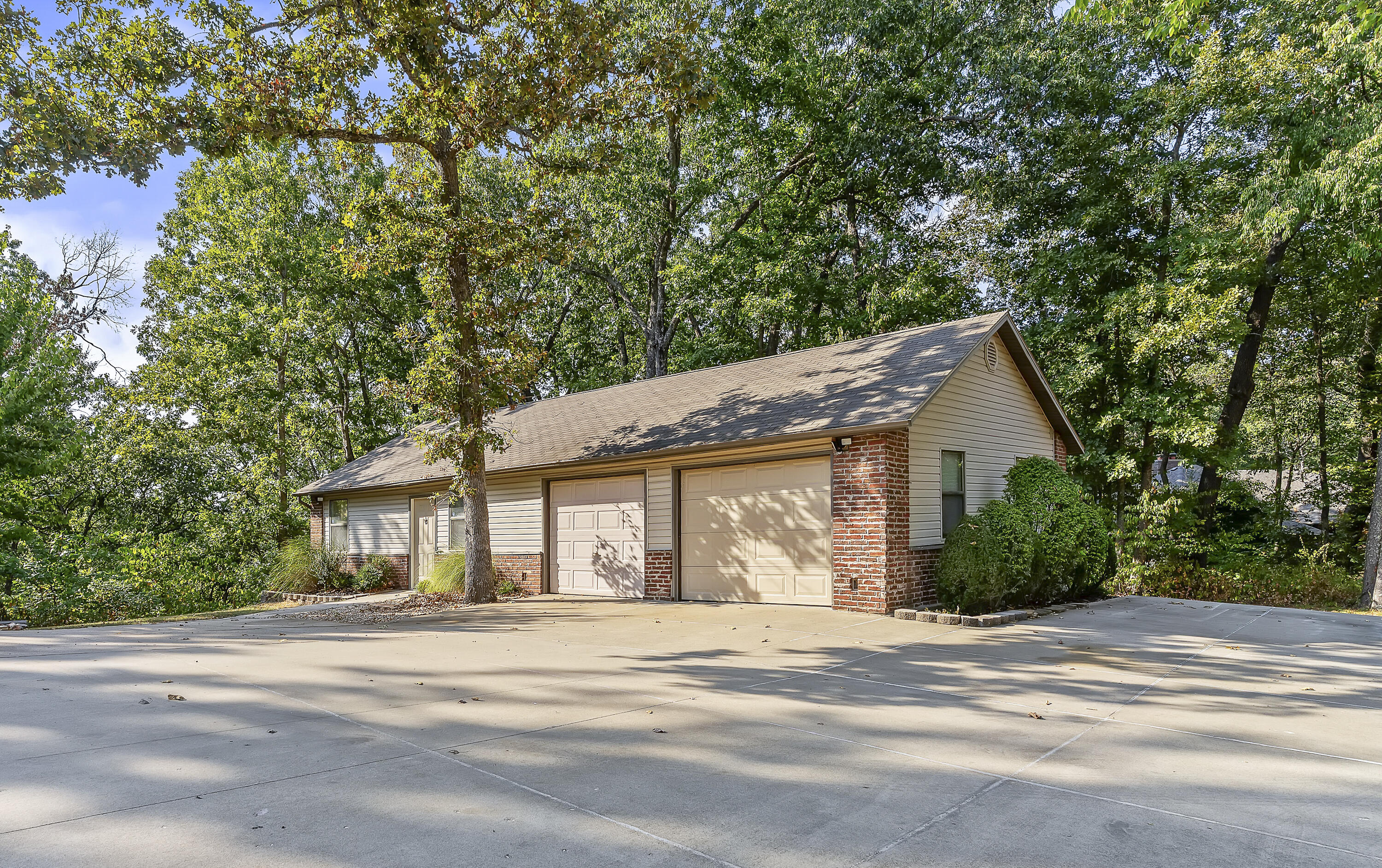 Photo 60 - Residential for sale – 995 S Stanford Drive  Rogersville, MO