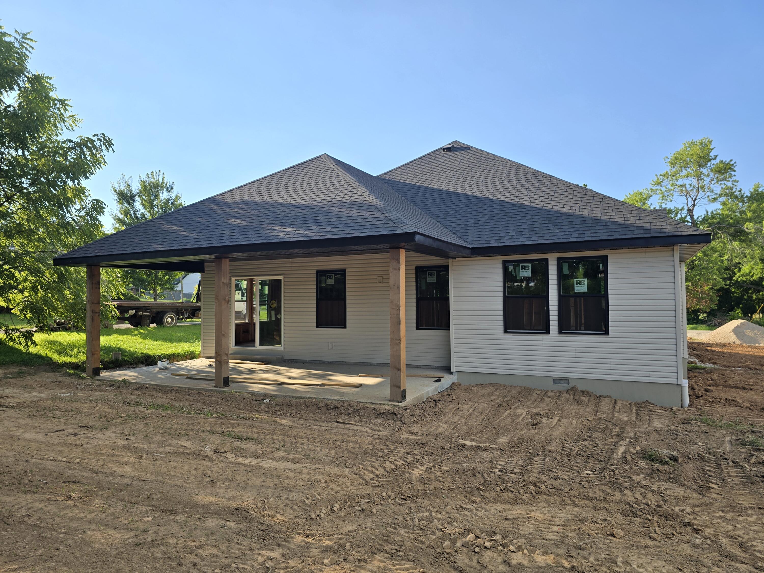 Photo 9 - Residential for sale – 304 W Linn Street  Marionville, MO
