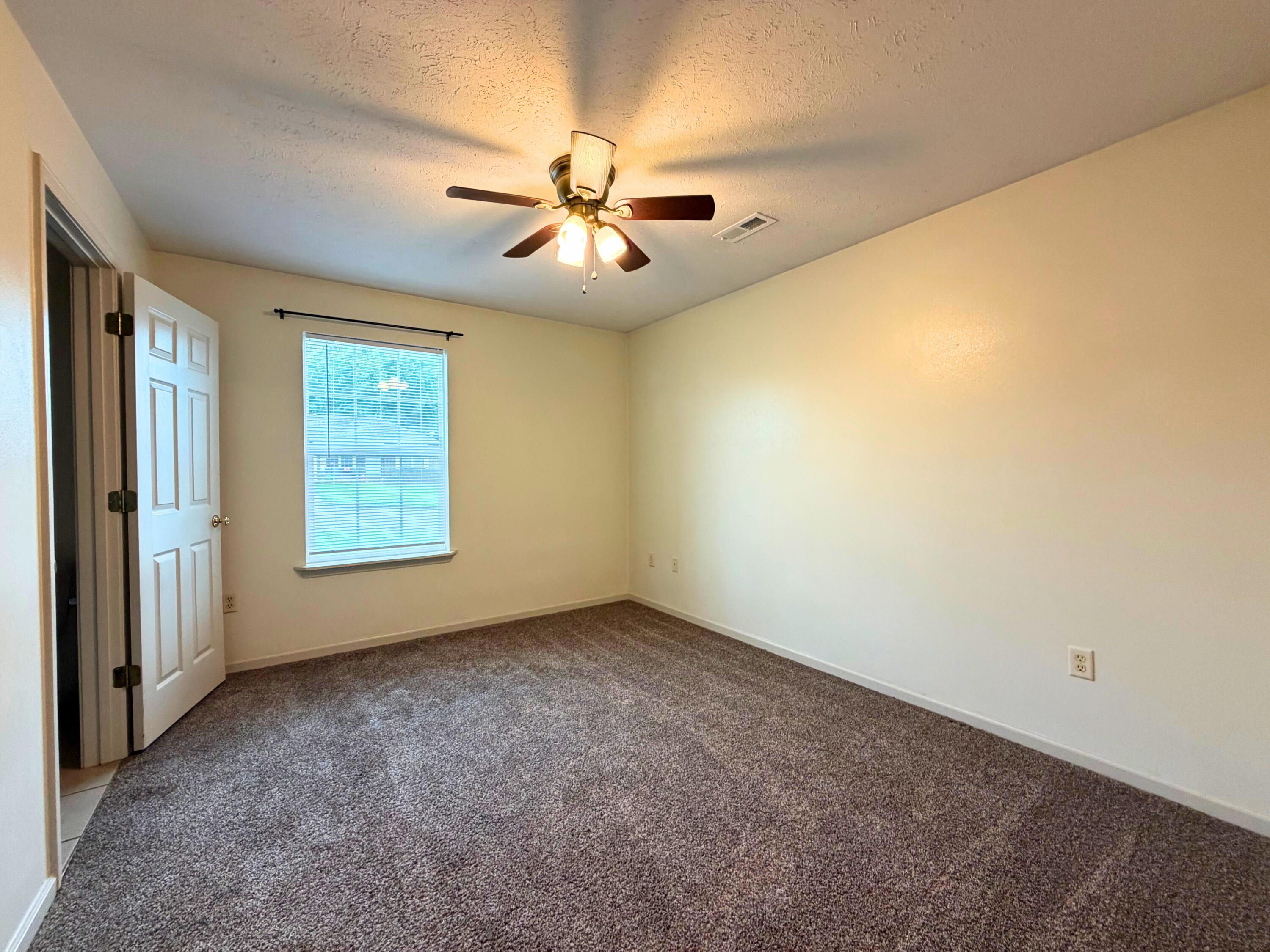 Photo 6 - Residential Income for sale – 1860-70-80 S Pike Avenue  Bolivar, MO