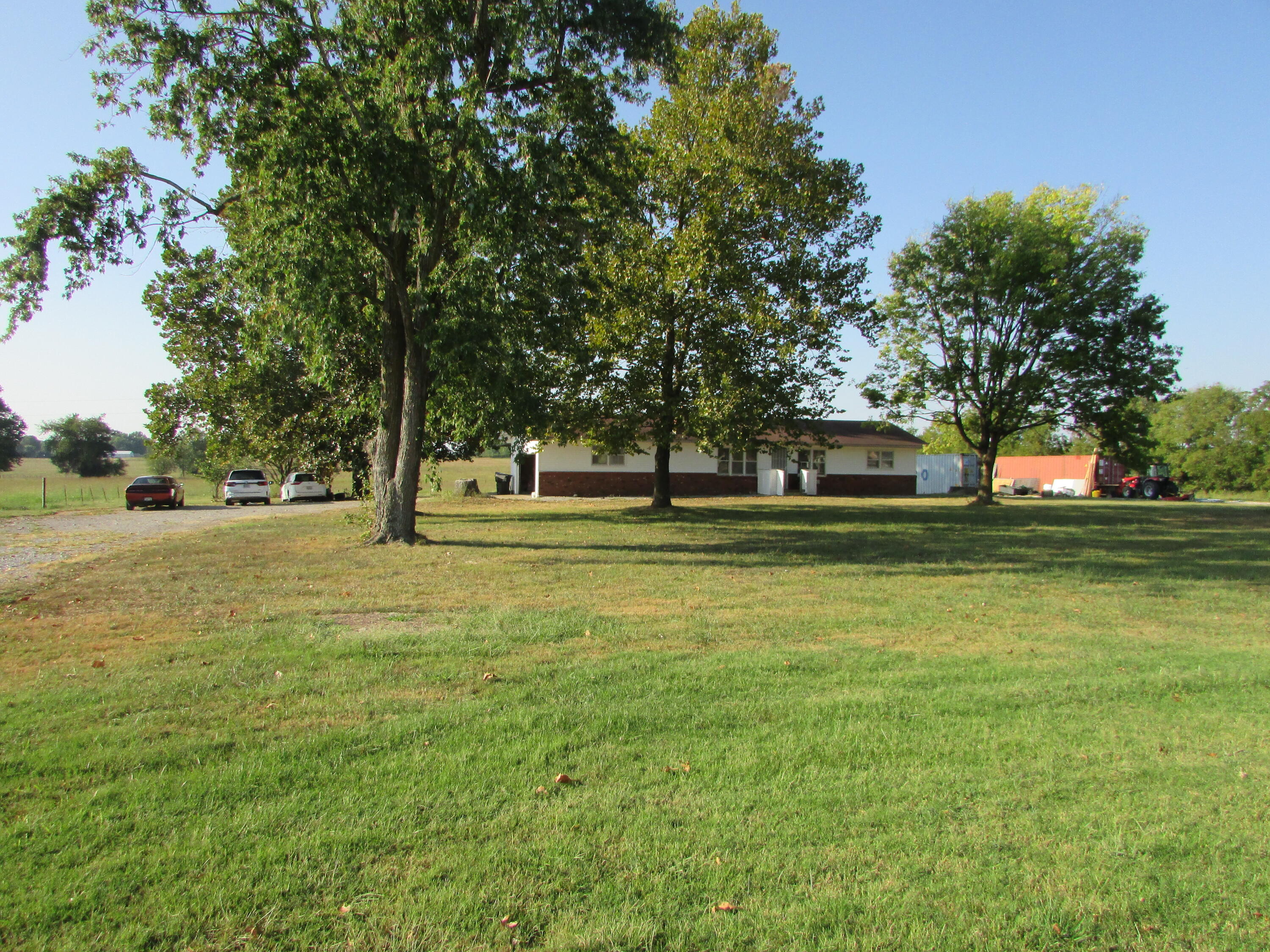 Photo 3 - Residential for sale – 3250 E Hines Street  Republic, MO