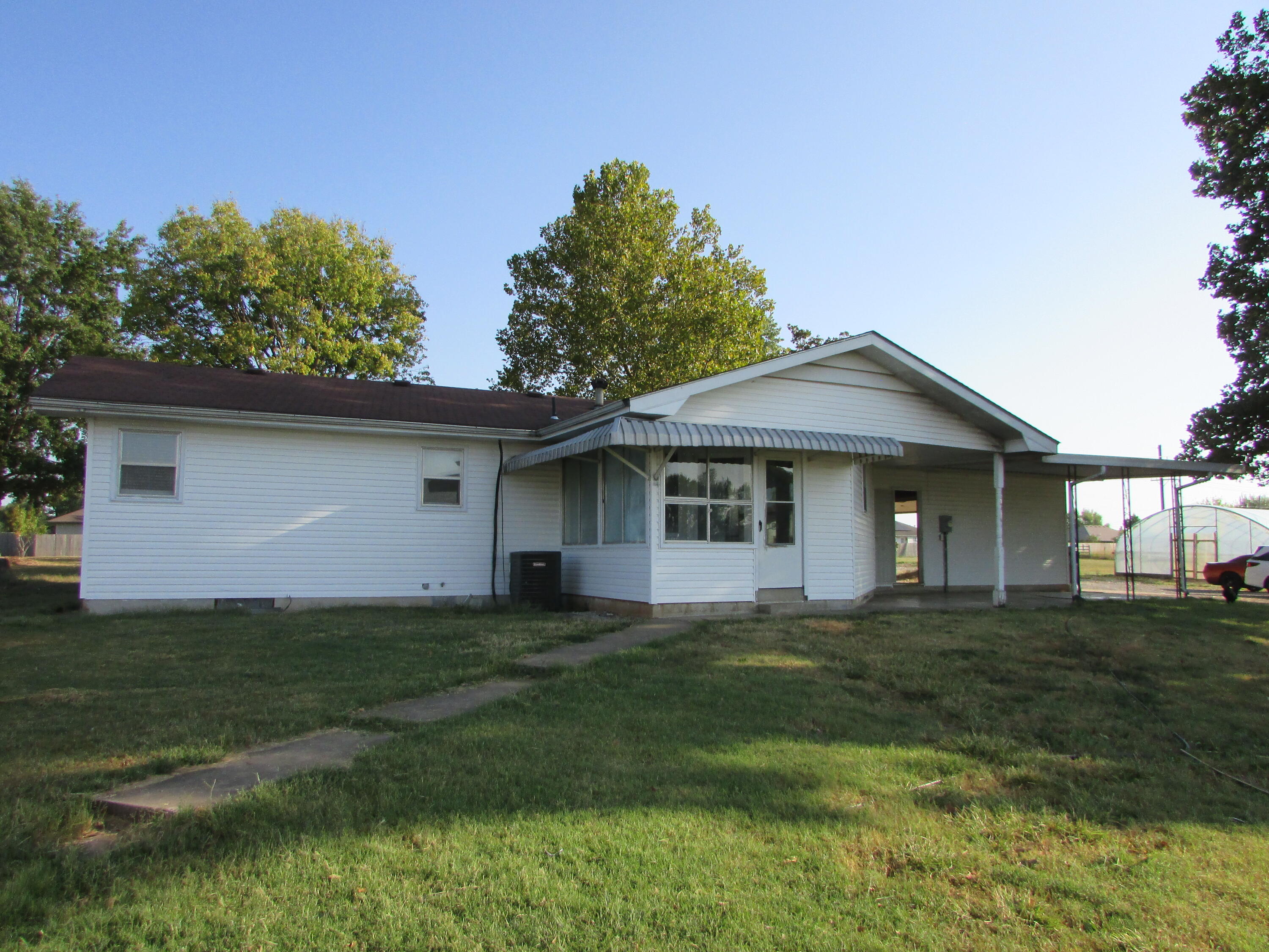 Photo 2 - Residential for sale – 3250 E Hines Street  Republic, MO
