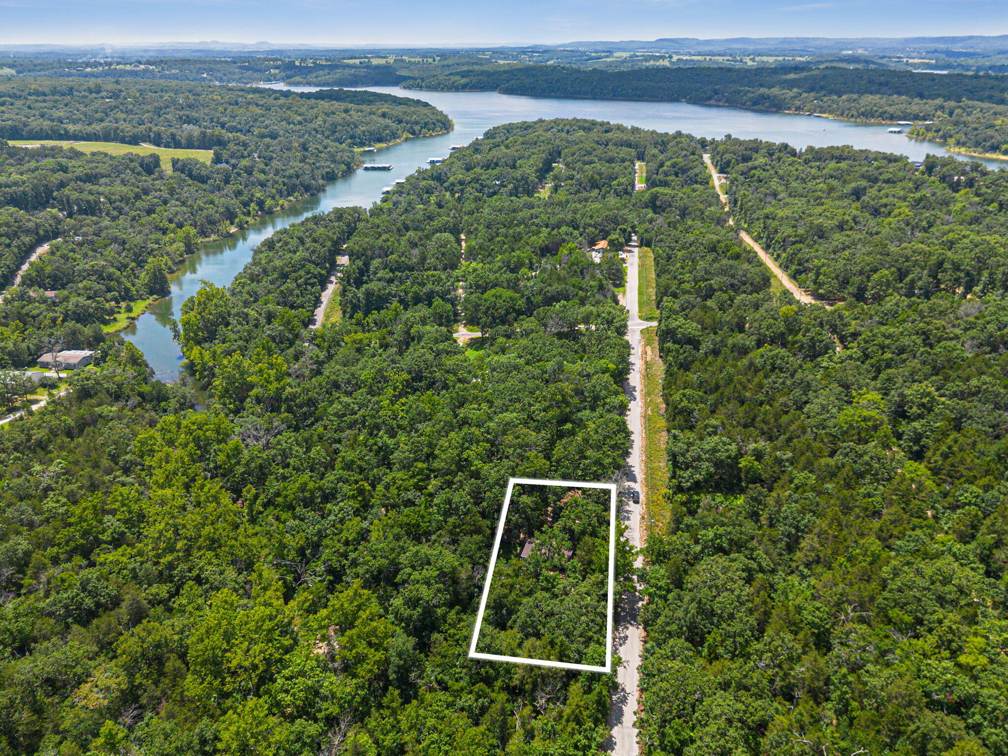 Photo 3 - Residential for sale – 23164  Elm Lane  Shell Knob, MO